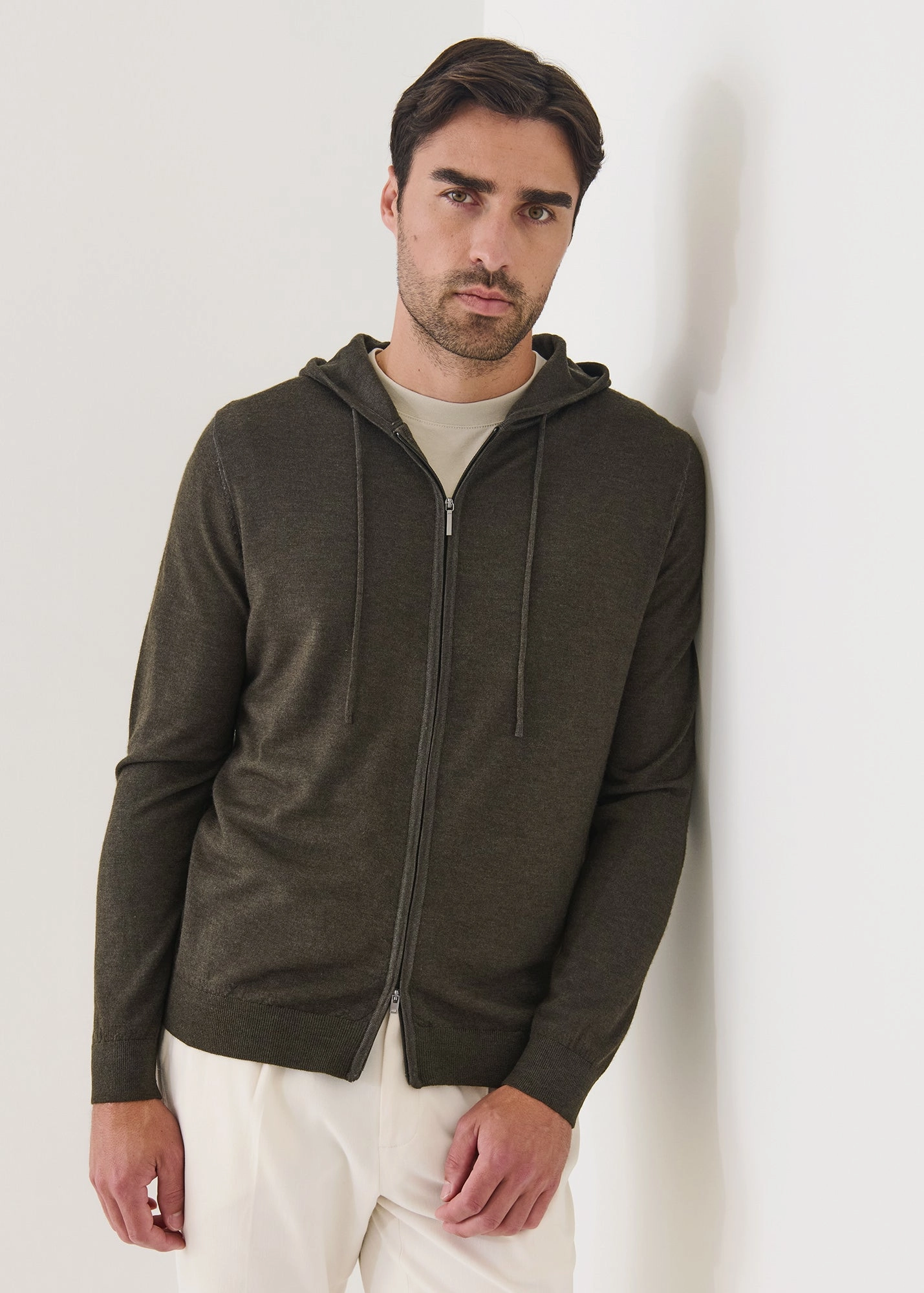 14GG XFINE MERINO ZIP UP HOODIE Match Fit Casual Footwear