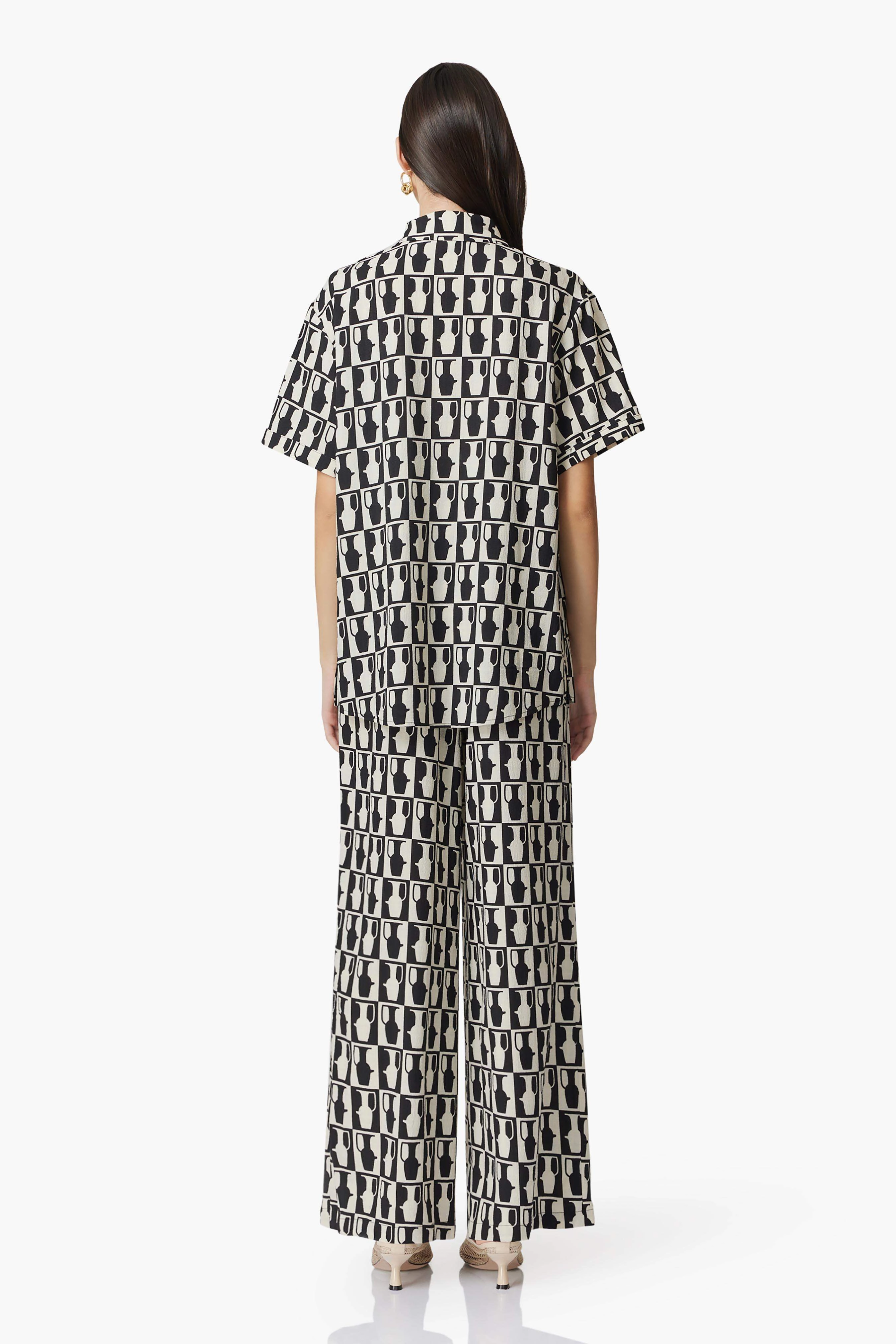 CURAAE Gianna Trousers In Black & White Subtle Lines