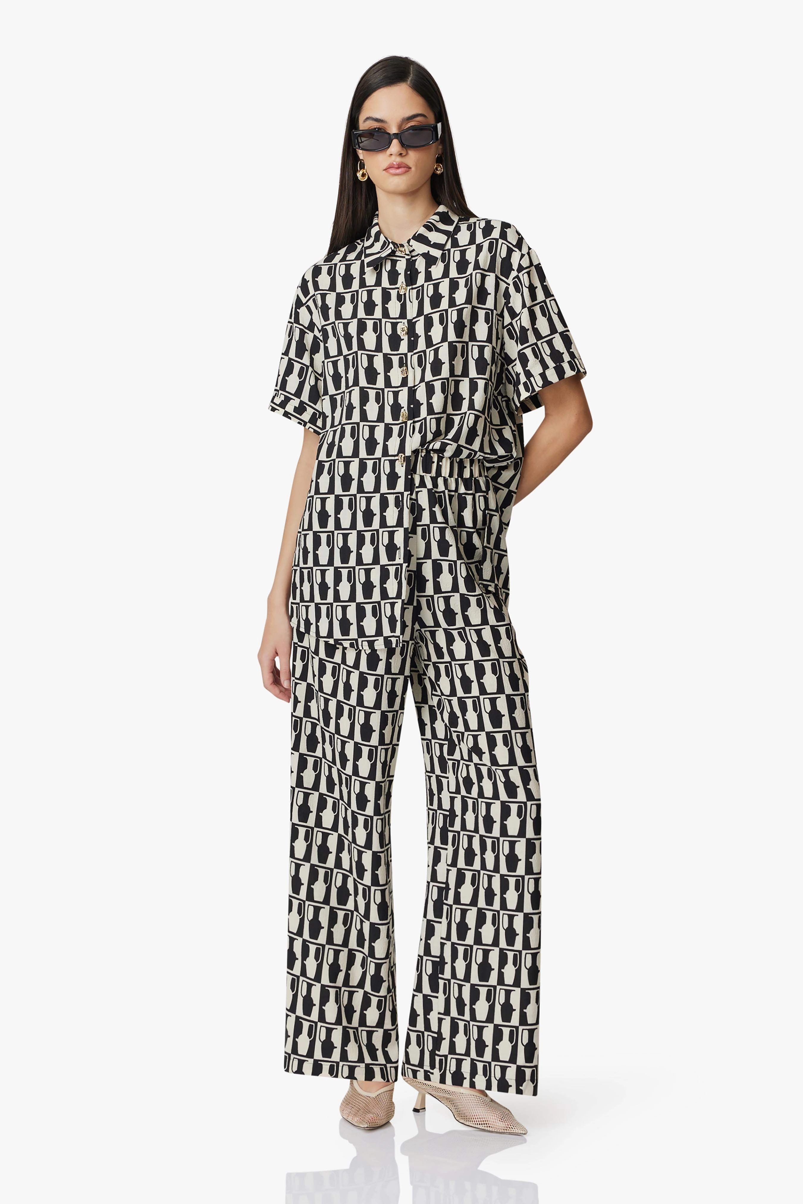 CURAAE Gianna Trousers In Black & White Perfect Layering