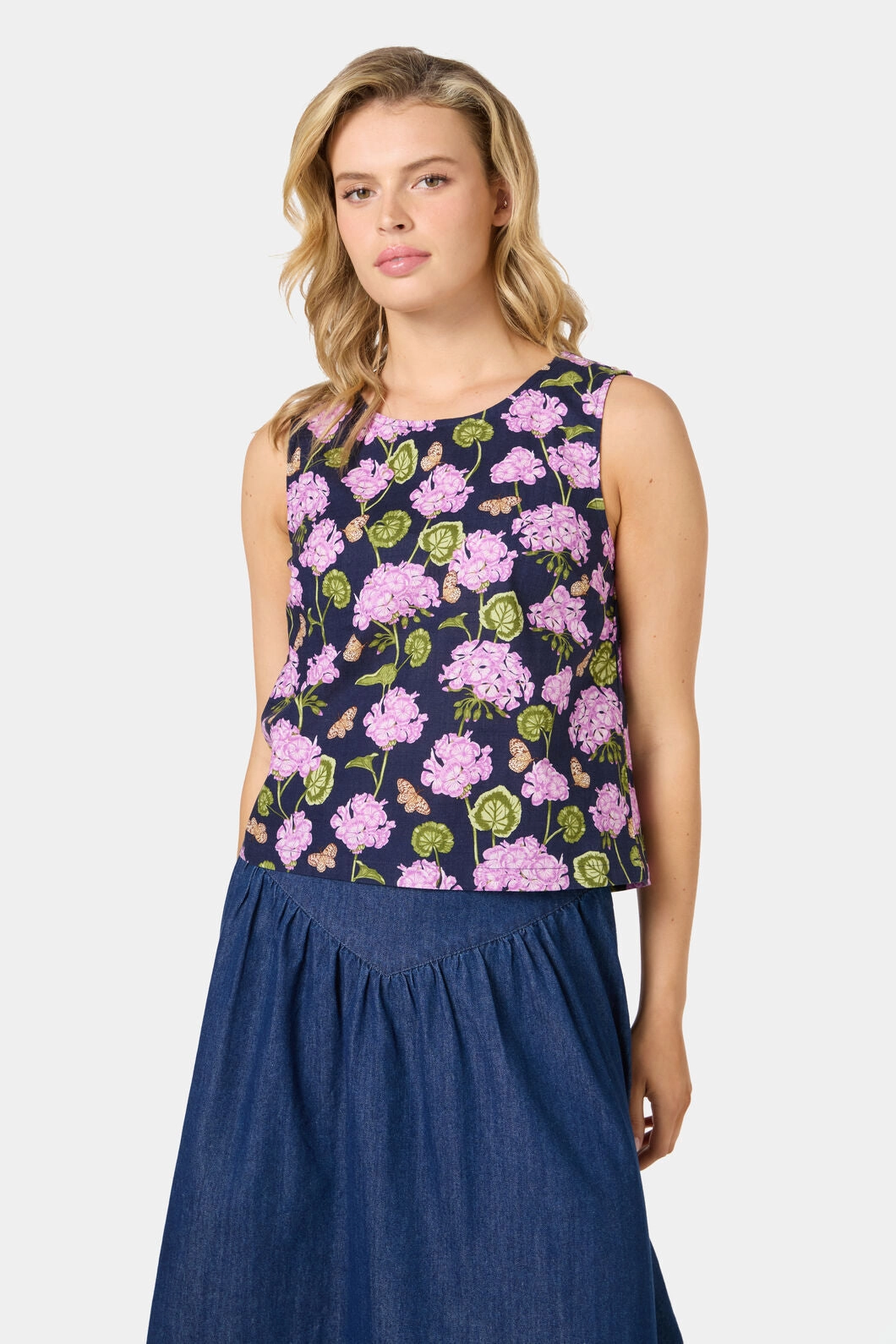Geranium Flower Shell Top MicrofiberBlend