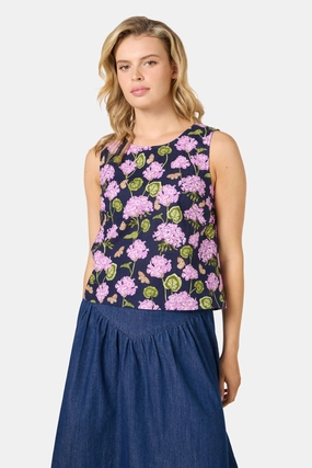 Geranium Flower Shell Top MicrofiberBlend