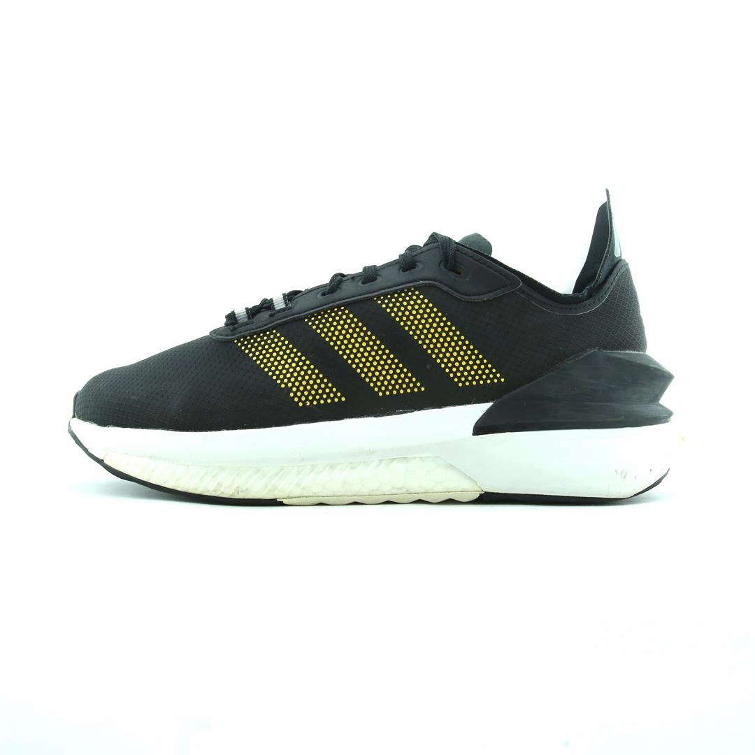 ADIDAS  AVRYN LOW functional - style shoes