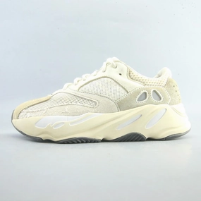 Adaptive Fit Lacing Lateral Stability Wings ADIDAS YEEZY BOOST 700