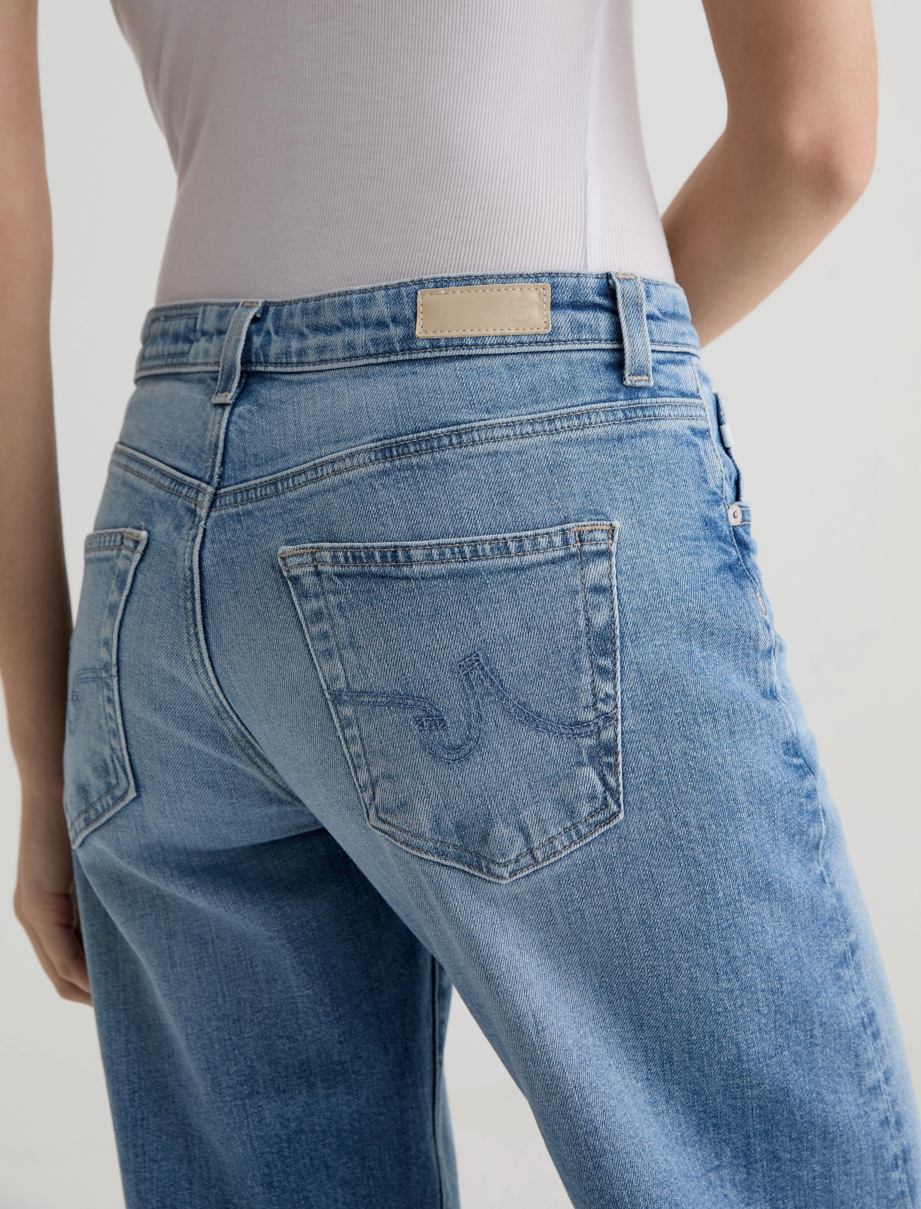 ADRIA IN HELIOS Clean Detail