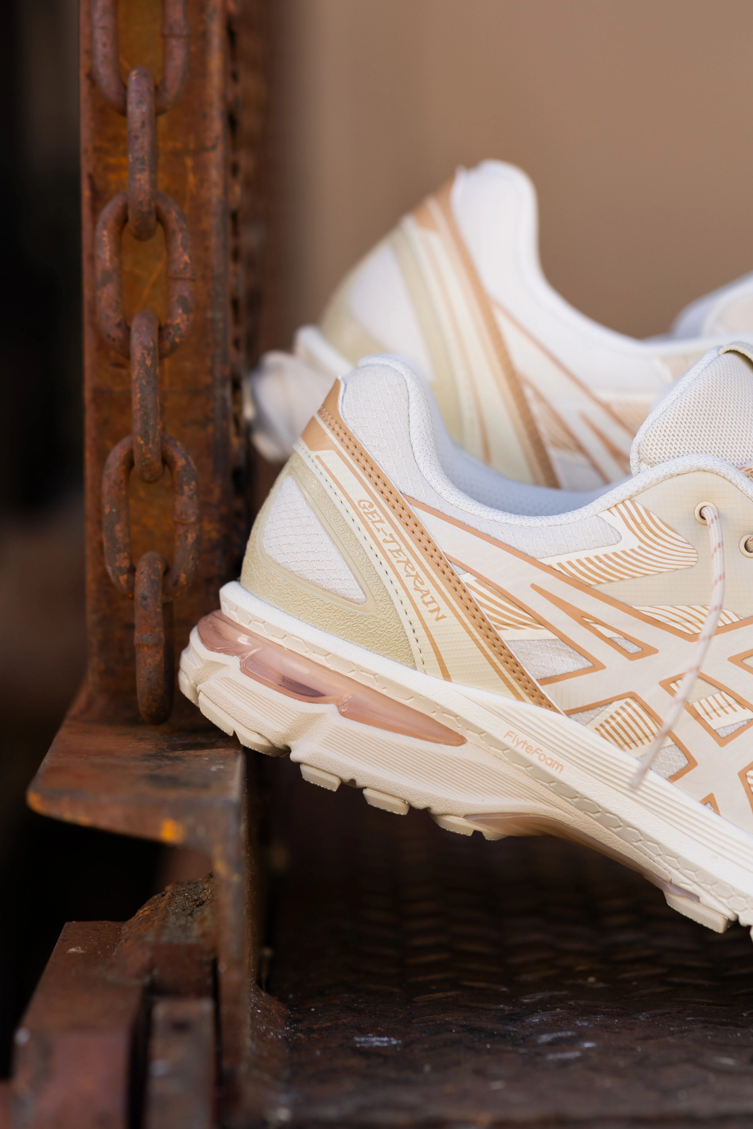 HeelCushion Comfort Motion Mens Asics Gel-Terrain (Birch/Birch) - 1203A342-200