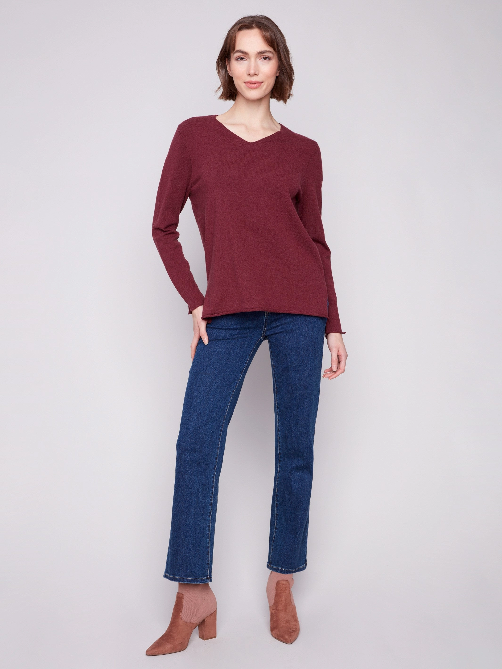 Elegant Appearance Glasses Basic V-Neck Sweater - Cabernet