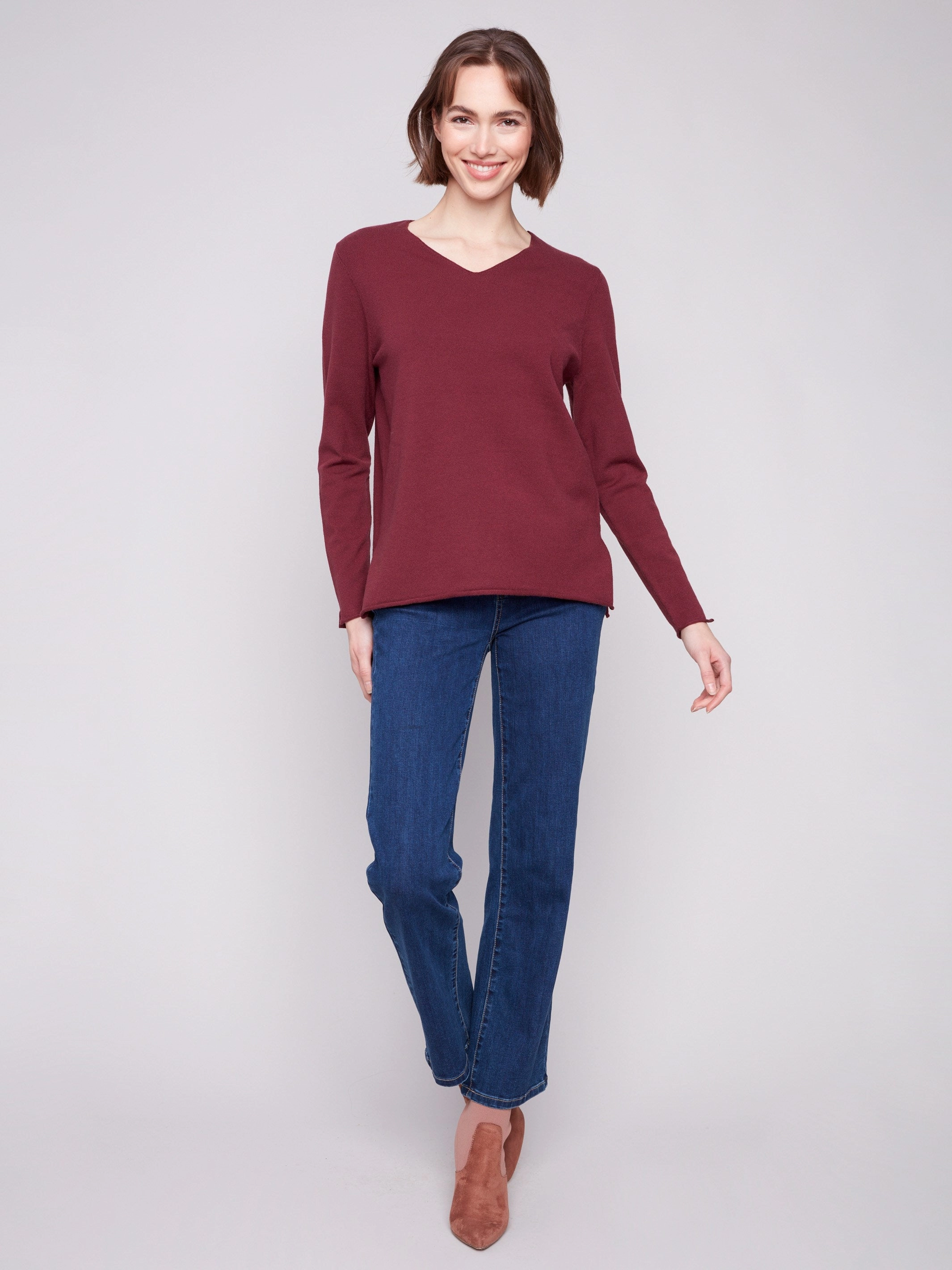 Basic V-Neck Sweater - Cabernet Decor