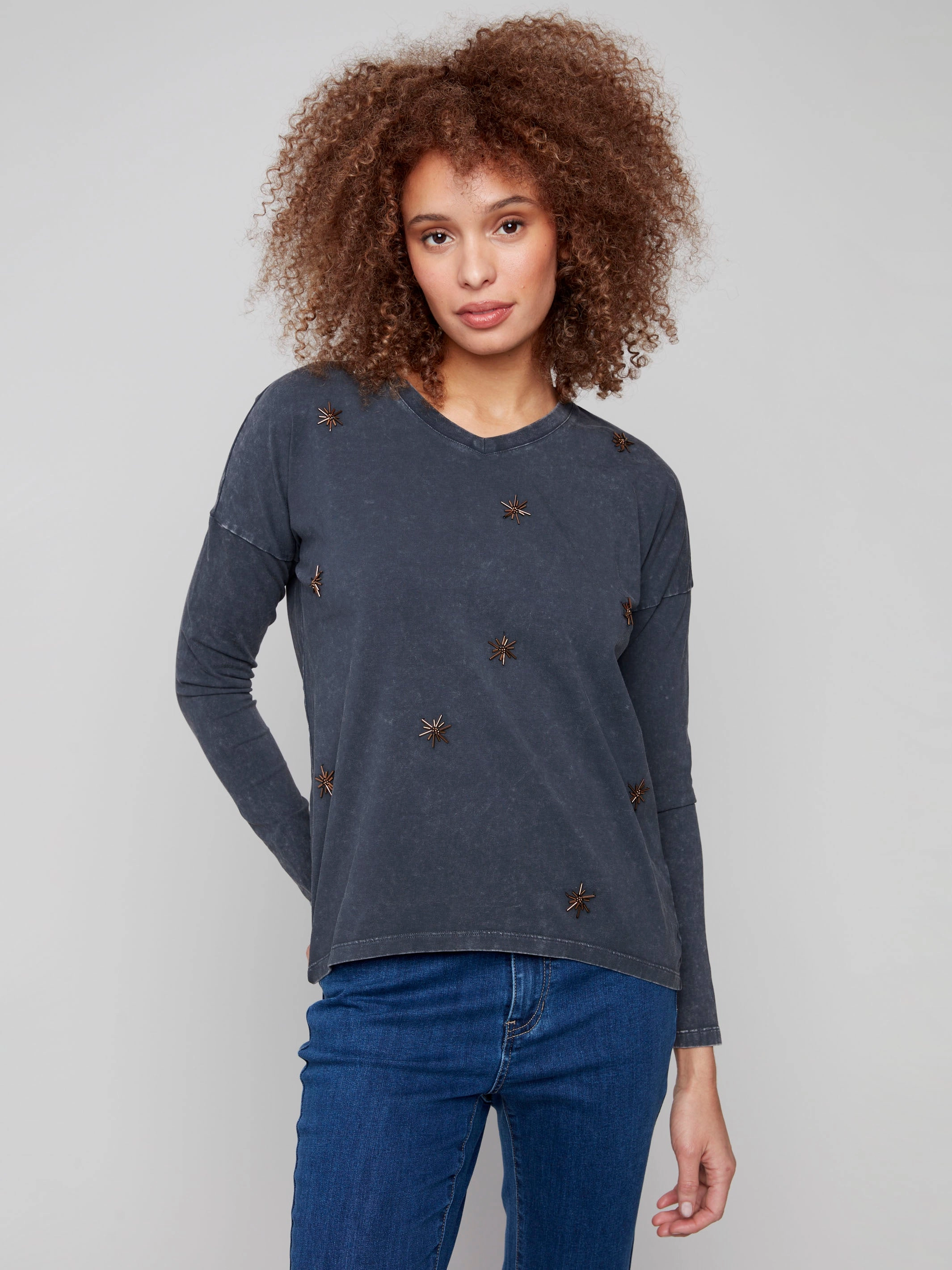 Beaded Vintage Wash V-Neck Knit Top - Charcoal FlatlockSeamTechnique