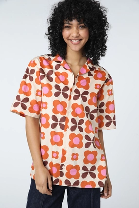 Textured Fabric Finish Two Tone Texture Effect Betty Everyone Shirt