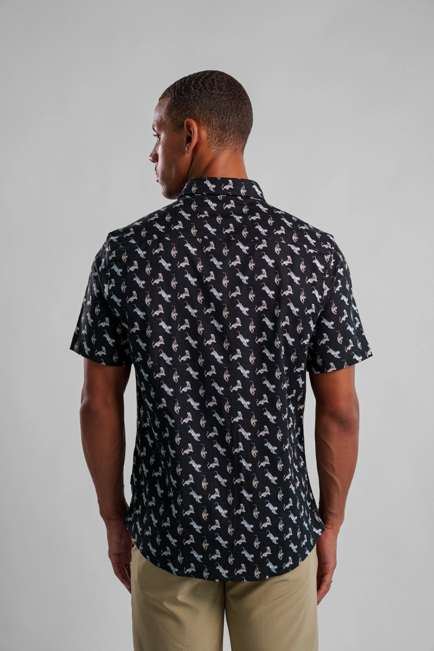 Sophisticated Style Winter Apparel BIG CAT SHORT SLEEVE SHIRT