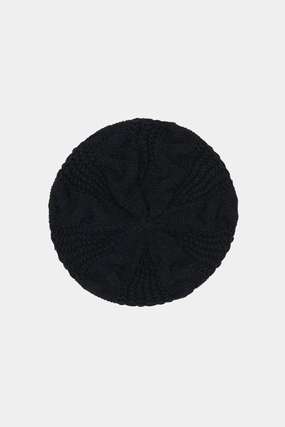 Simple Look Black Cable Knit Beret