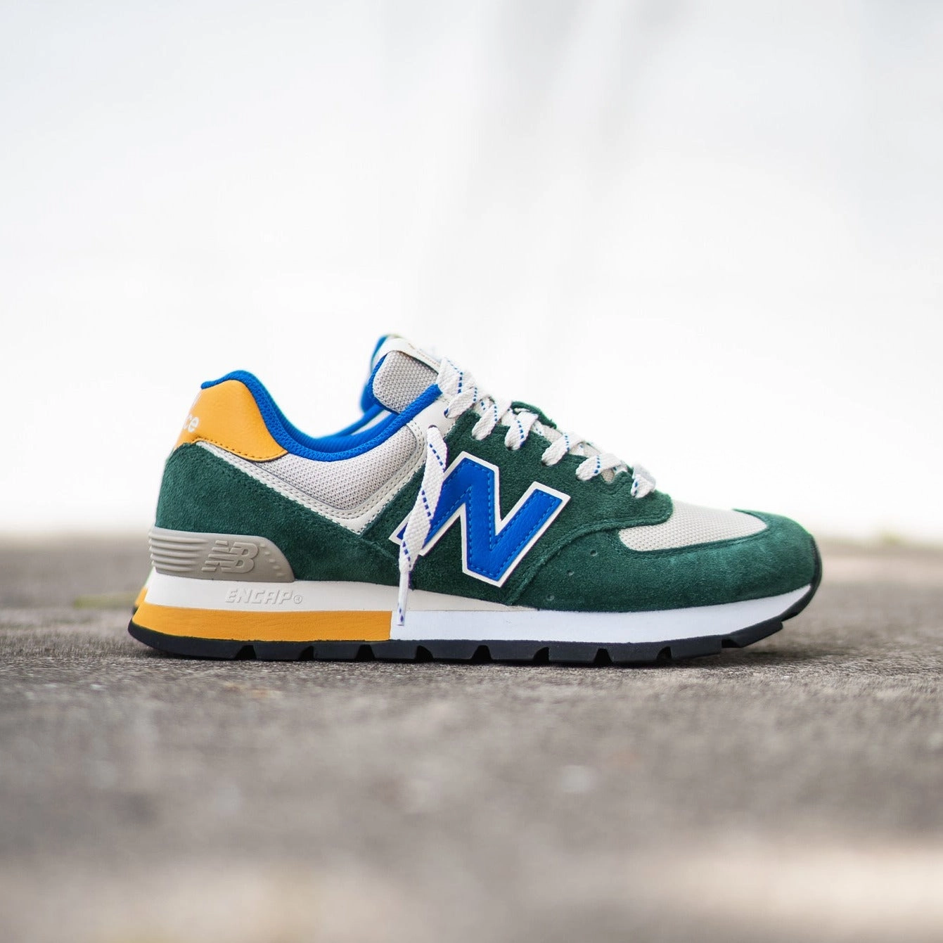 Bacterial Resistant Lining Mens New Balance 574 (Green/Royal) - ML574DVG