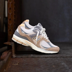 Mens New Balance 2002R (Mushroom Hazy Peach) - M2002REJ Anatomical Heel Cup Hexagonal Lug Pattern