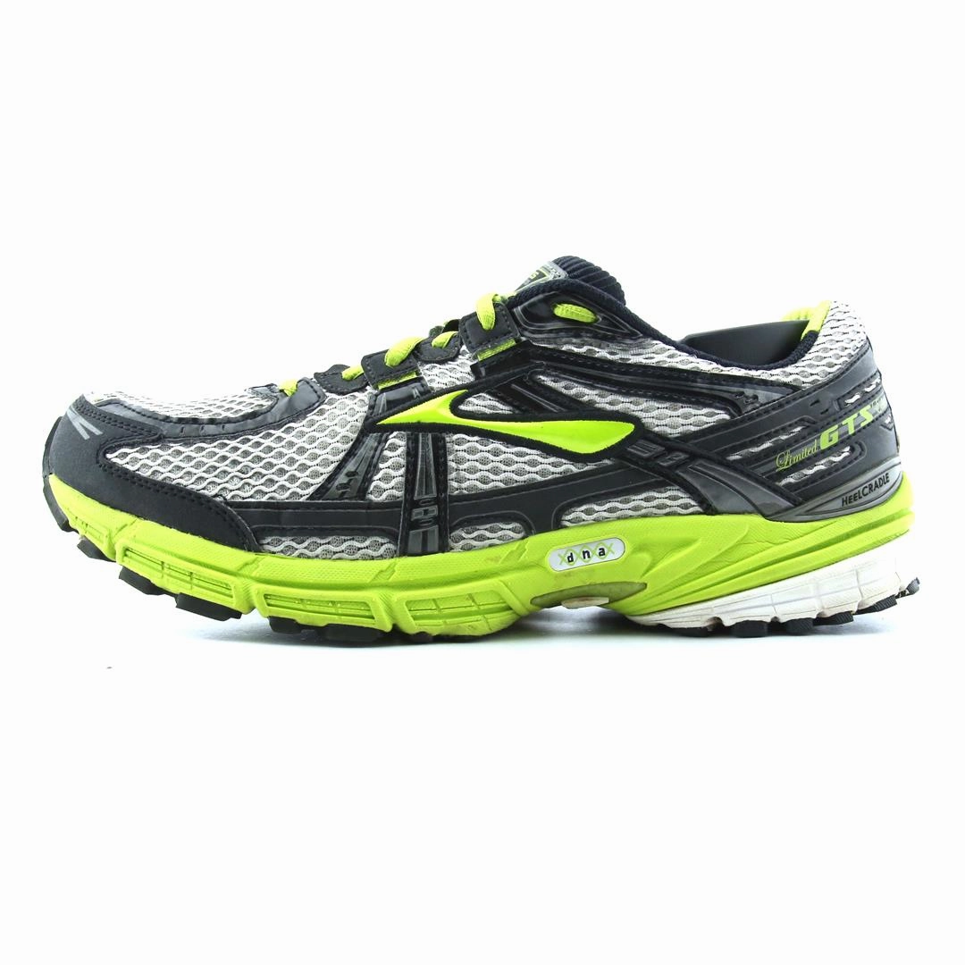 BROOKS ADRENALINE GTS 11 beachgoers' shoes Strobel Last Construction