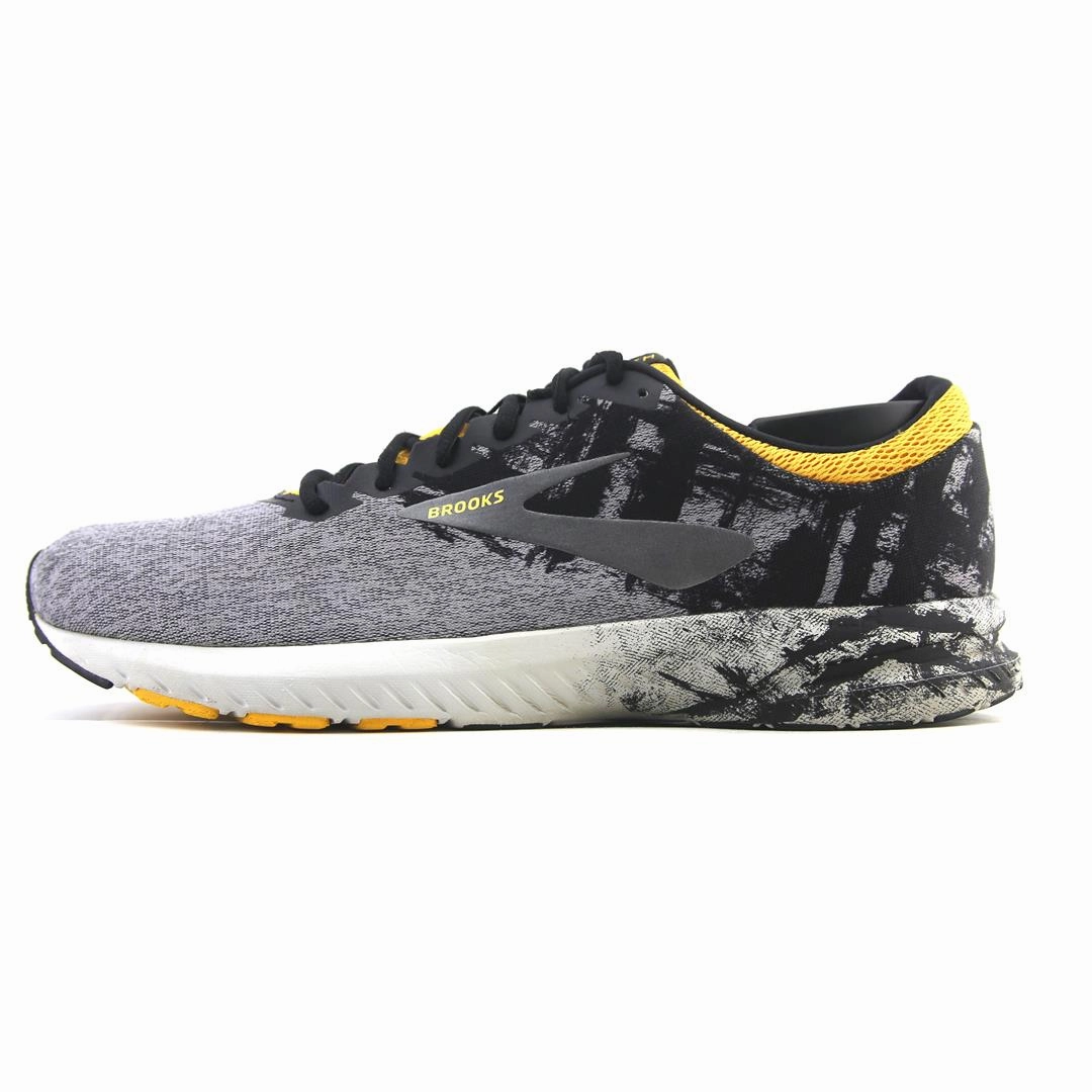 hook - and - loop - trimmed - design shoes BROOKS LAUNCH 6