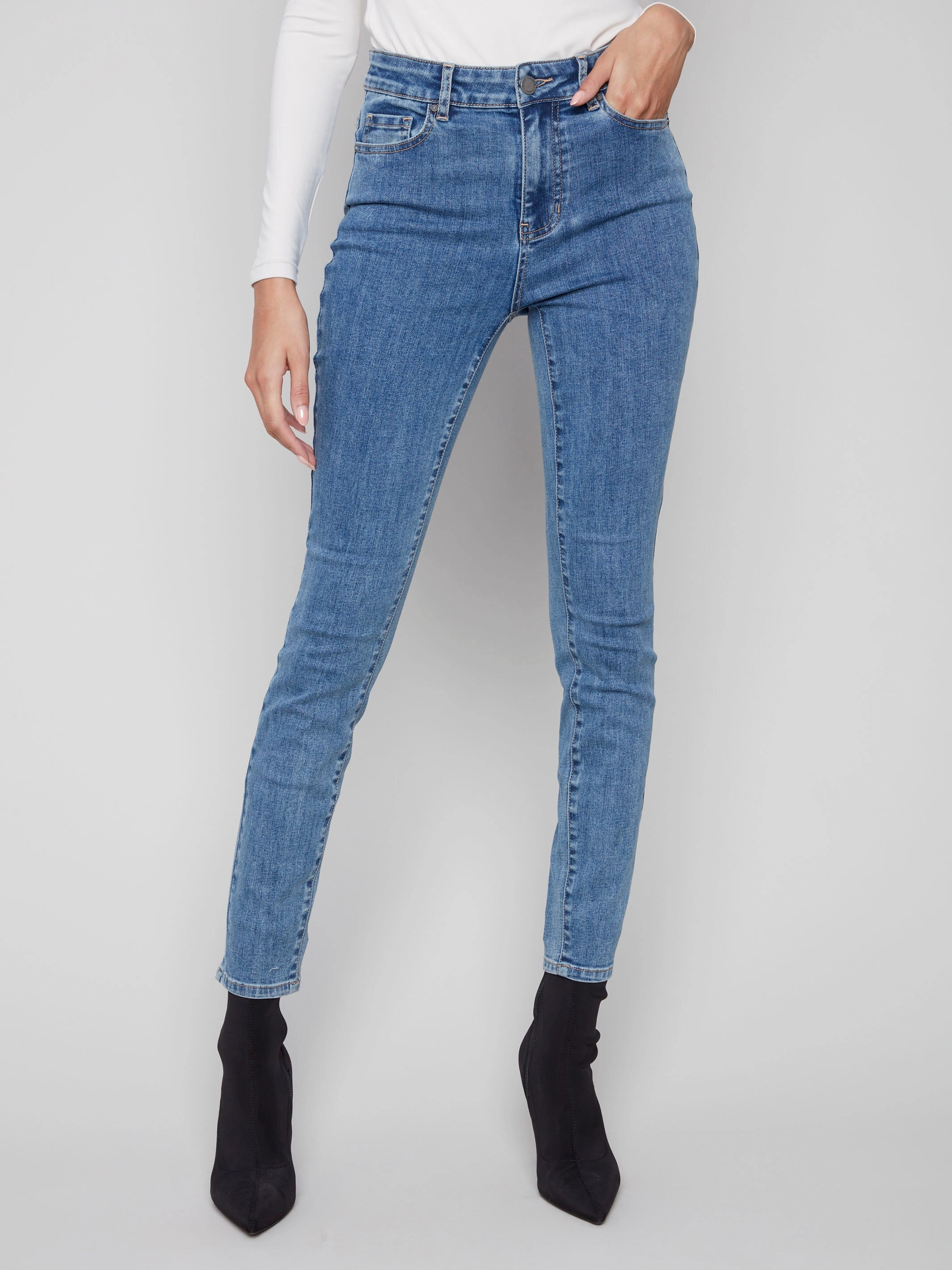Carine Skinny Jeans - Medium Blue Modern Comfort