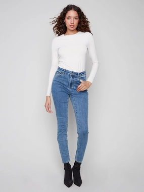 Carine Skinny Jeans - Medium Blue Effortless Look