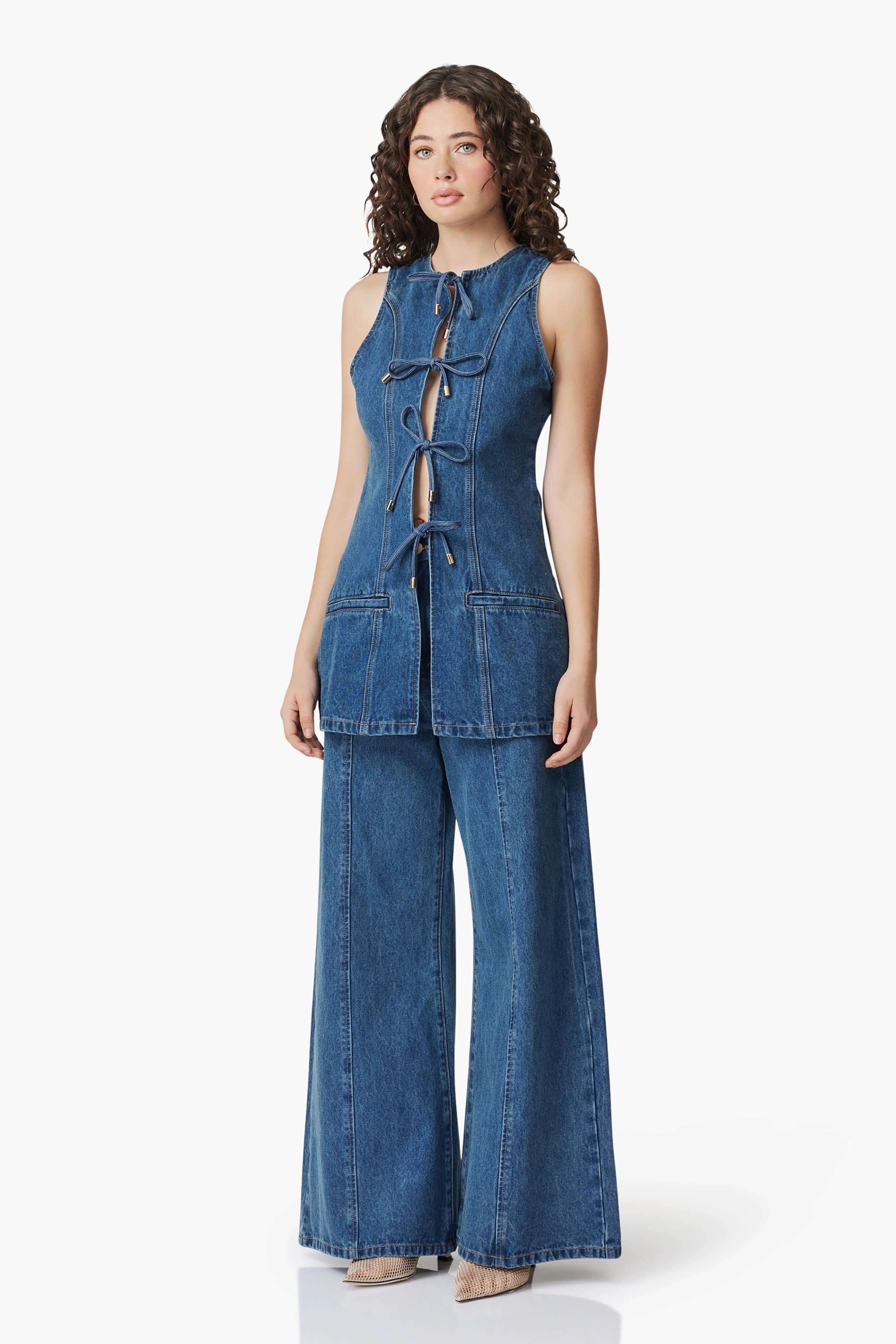 Cool Form Snag-Resistant CURAAE Clara Sleeveless Denim Set