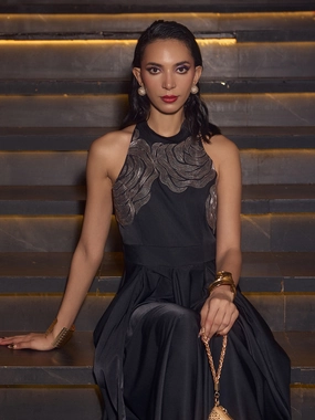 Black Rose Gown Compressible