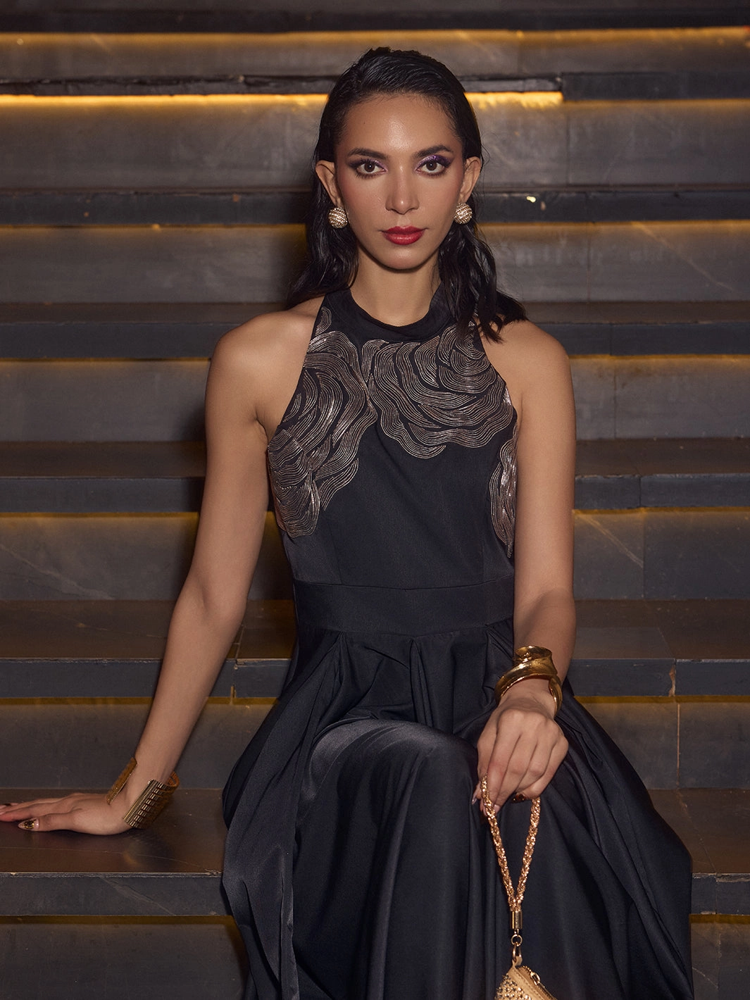 Black Rose Gown Compressible