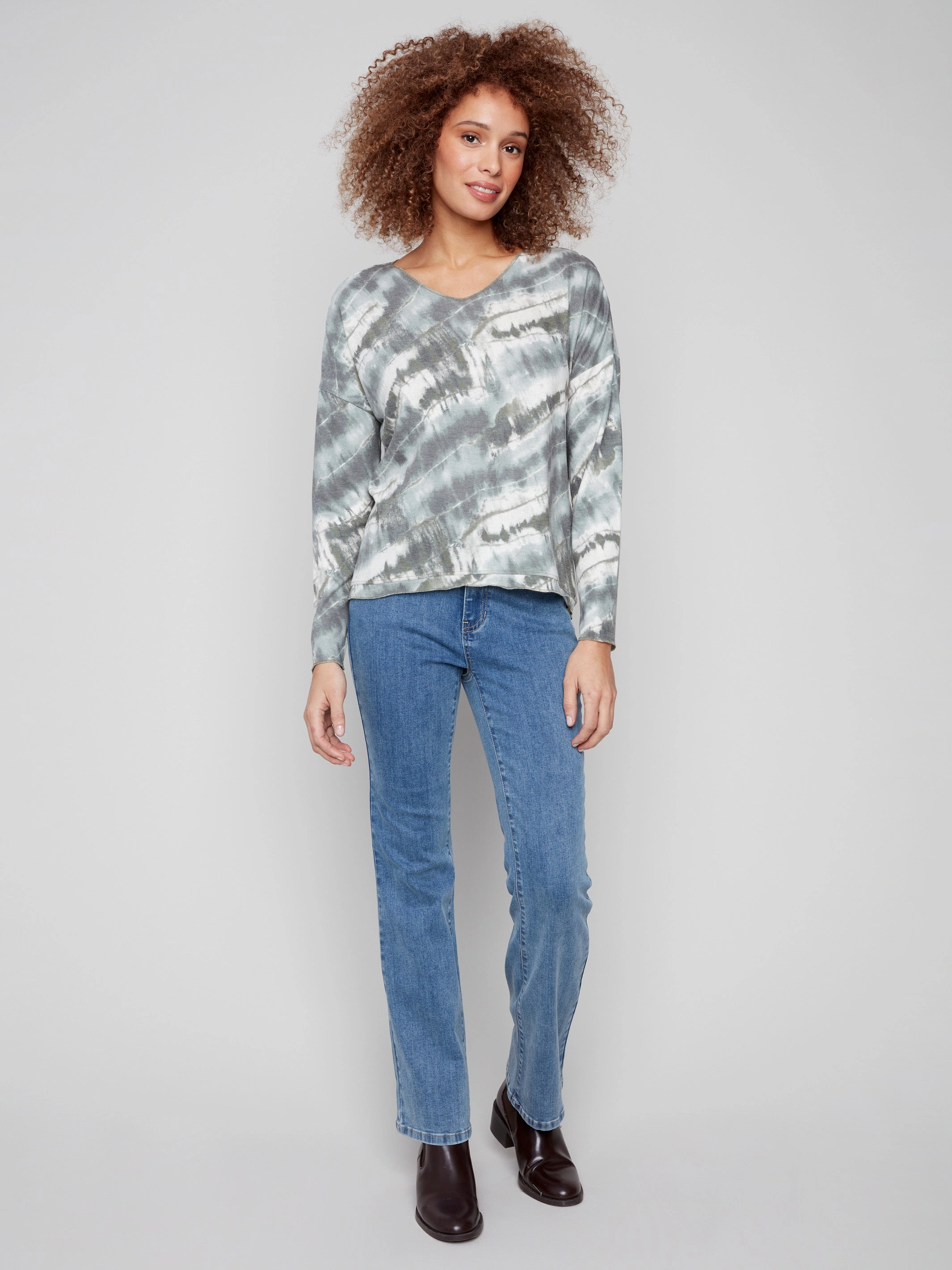 Ribbed Collar Style Printed V-neck Knit Top - Dreamy Spruce