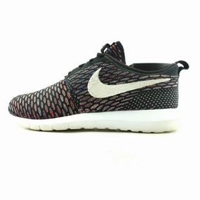 collar Rubber Outsole Hexagons NIKE FLYKNIT ROSHE RUN
