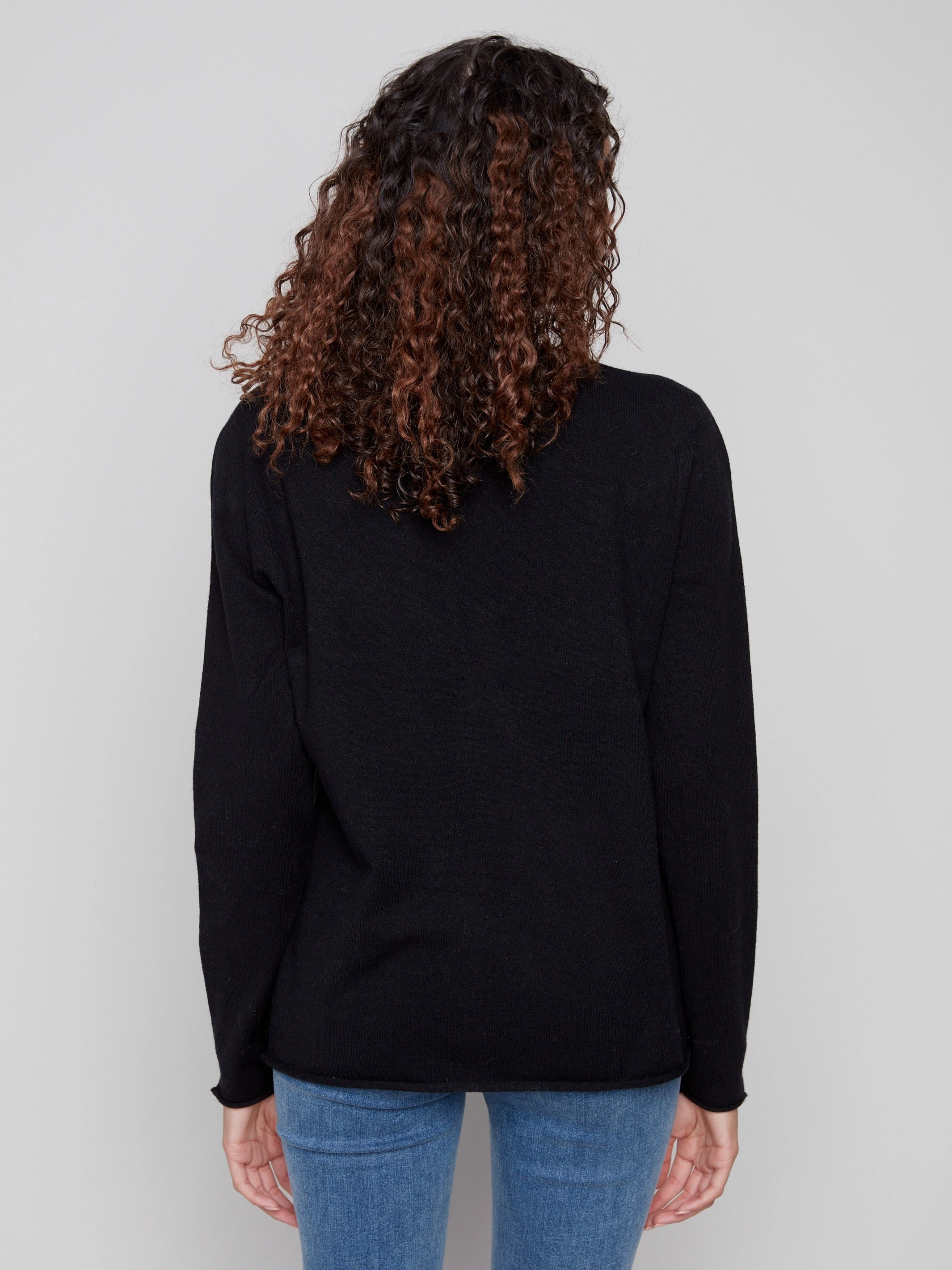 Clock Basic V-Neck Sweater - Black