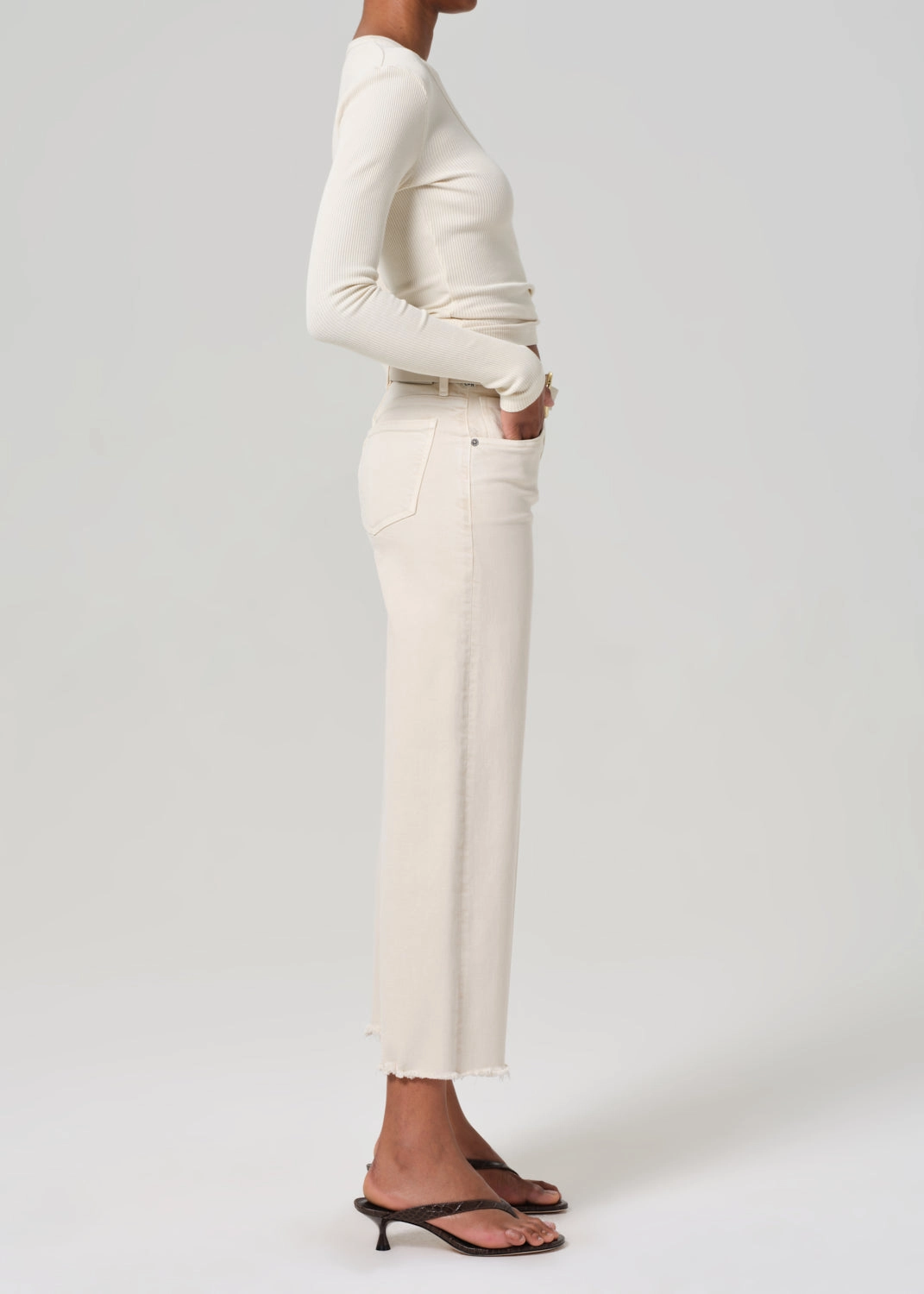 LYRA WIDE LEG CROP IN ALMONDETTE Casual Friday Versatile