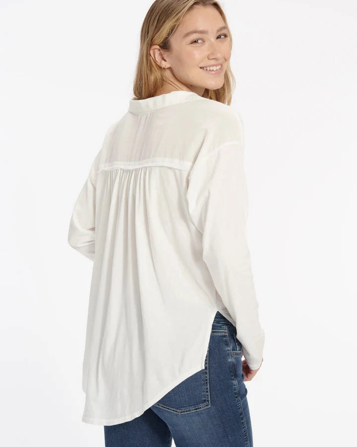 FormFitting Cut LayeredPanels PAIGE SHIRT