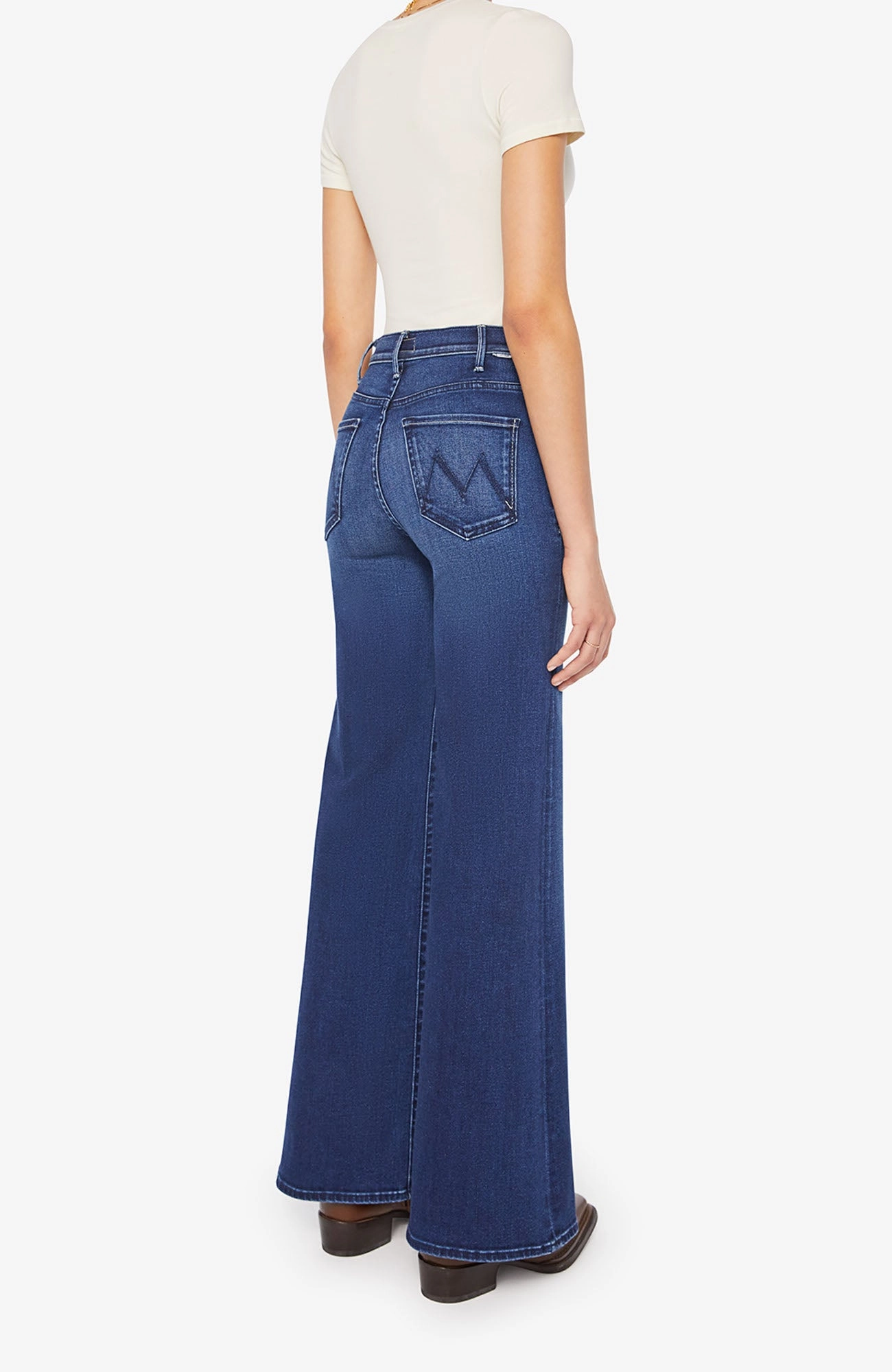 Teen Outfit Bold Urban Explorer HUSTLER ROLLER SNEAK IN HOMECOMING HIGH