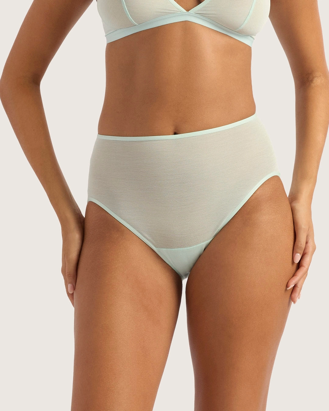 Smooth seams FreeMesh High-Cut Full Briefs - Mint