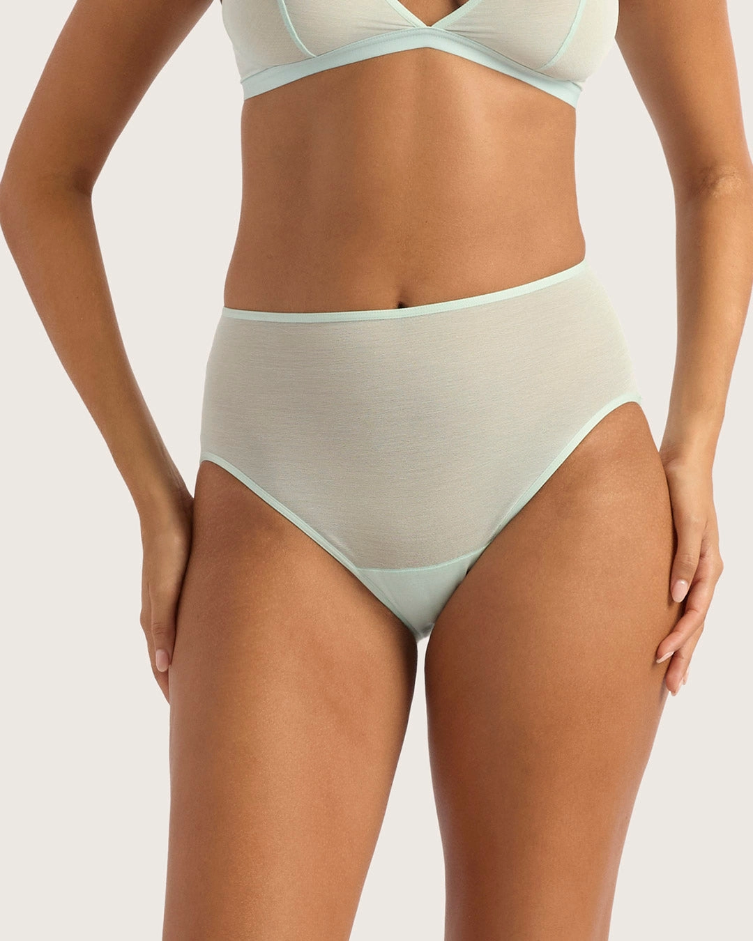 Simple Style Wear Workout Style FreeMesh High-Cut Full Briefs - Mint