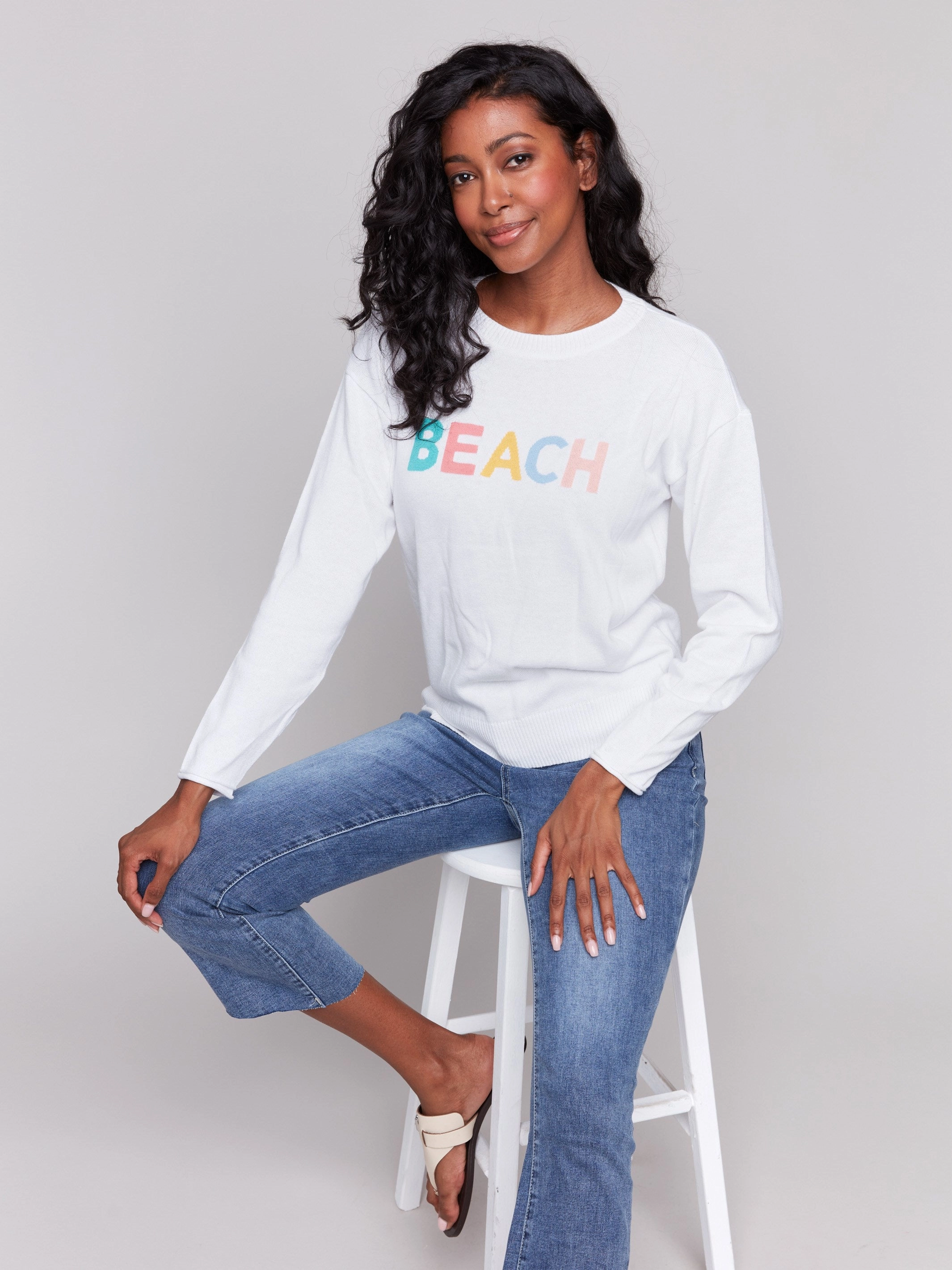 Sustainable Production Certified Cotton Knit Sweater with Beach Print - White