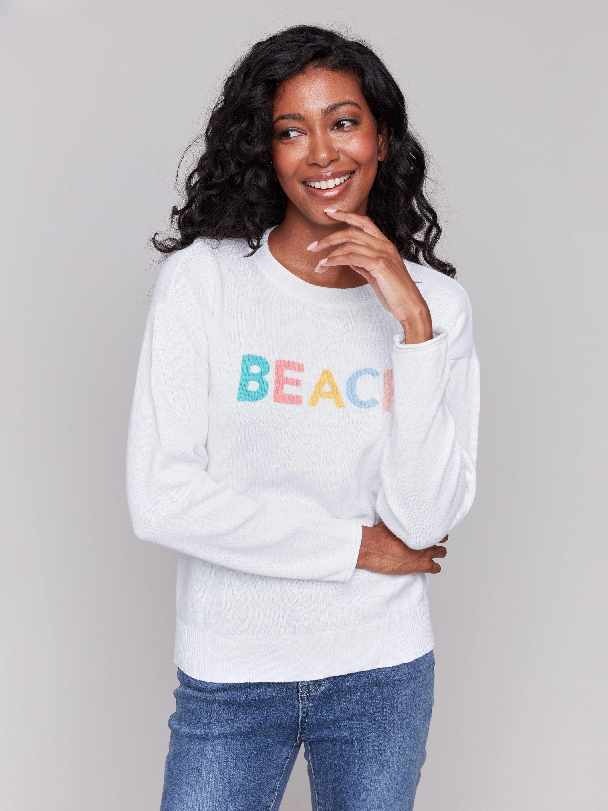 Cotton Knit Sweater with Beach Print - White Trendy Comfort Knitted Layer