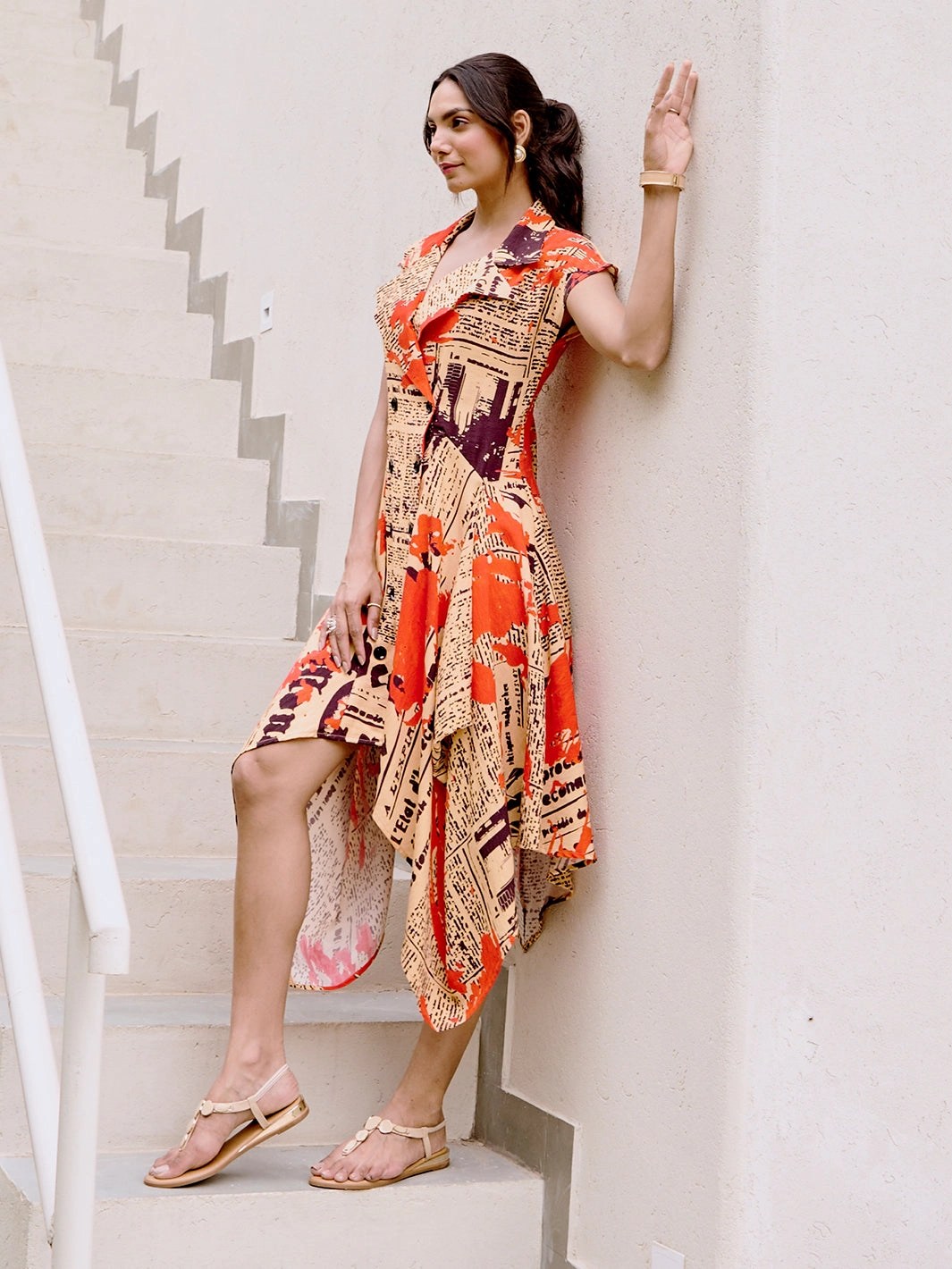 Coverstory Asymmetric Dress knee-length