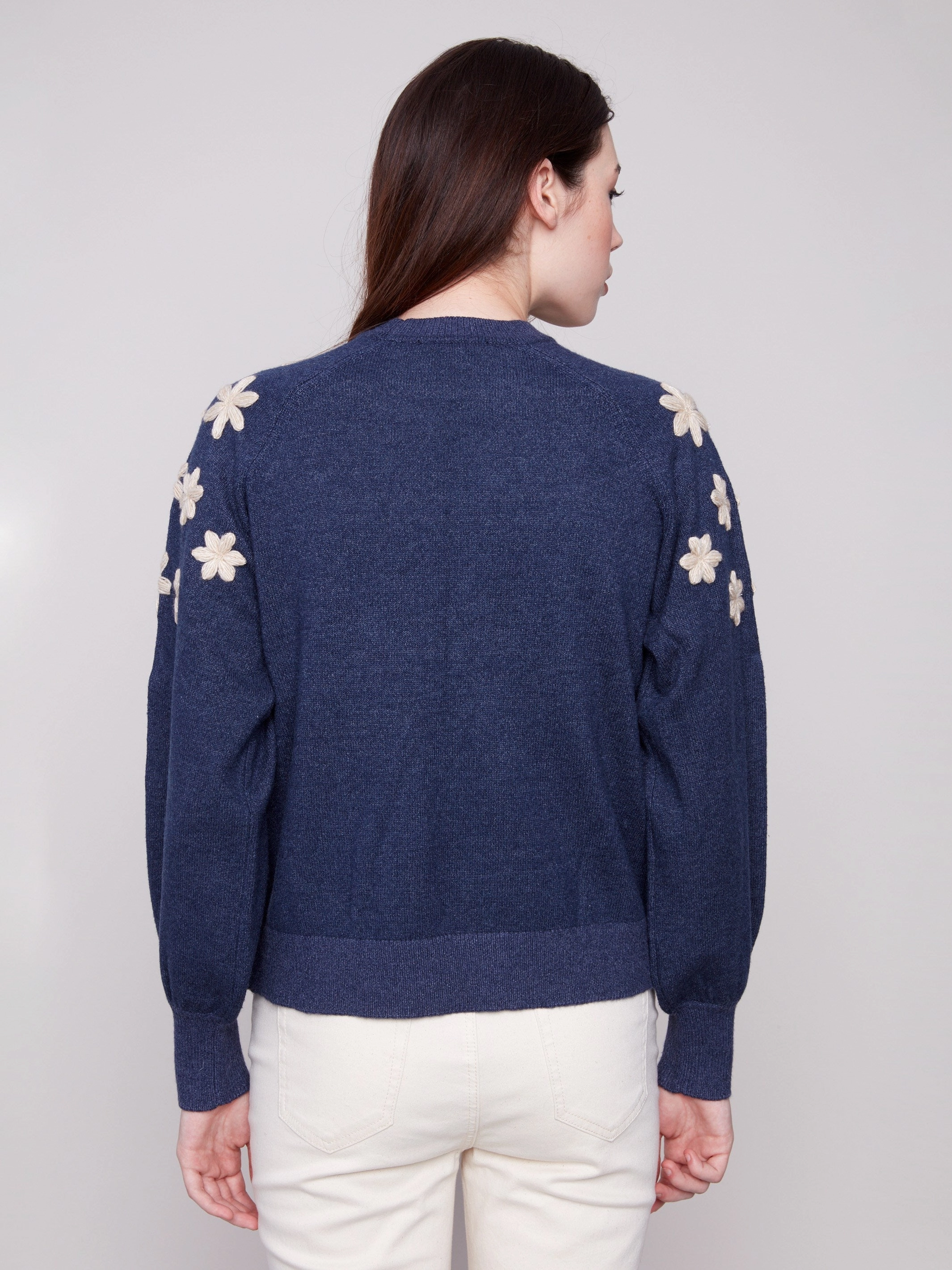 Crew Neck Sweater With Embroidered Flowers - Heather Denim Dancing Anti Odor Coating