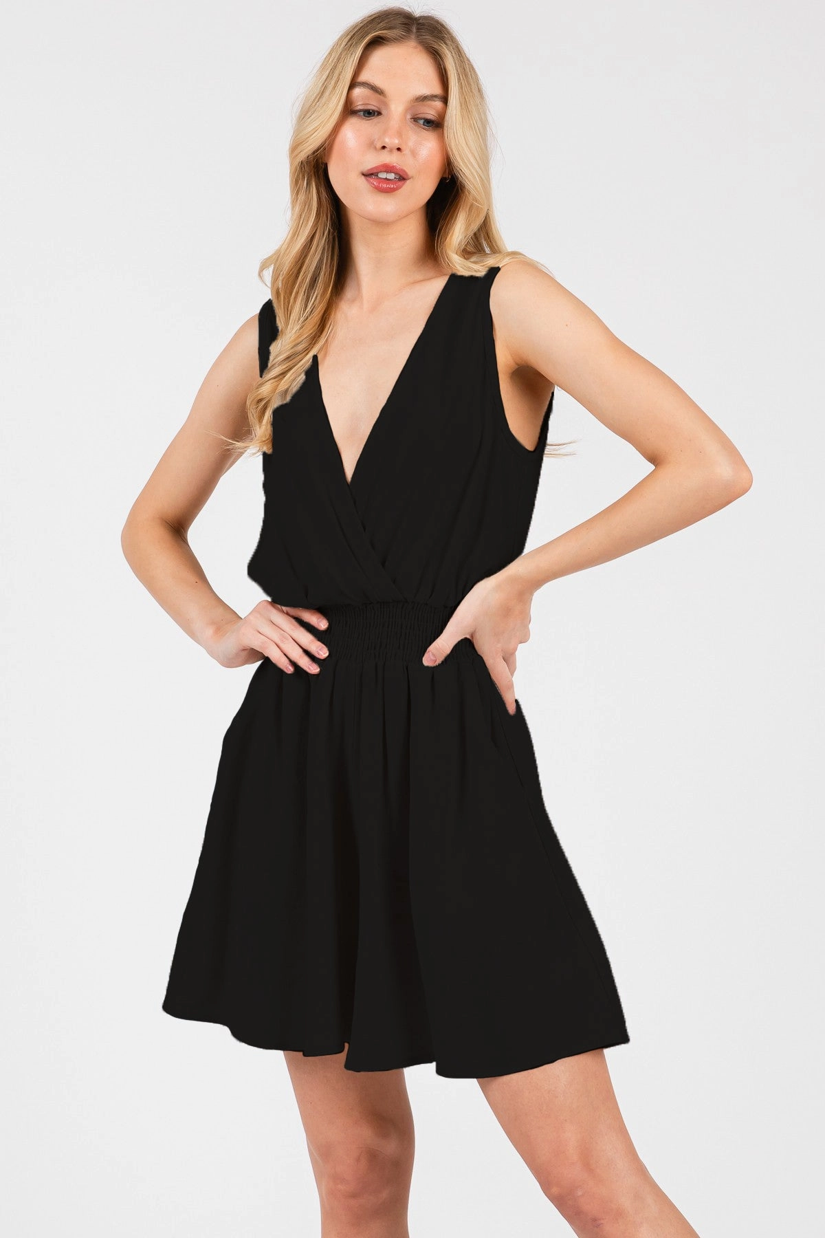 CROSSOVER SMOCK WAIST ROMPER Easy to Wear Refined fit