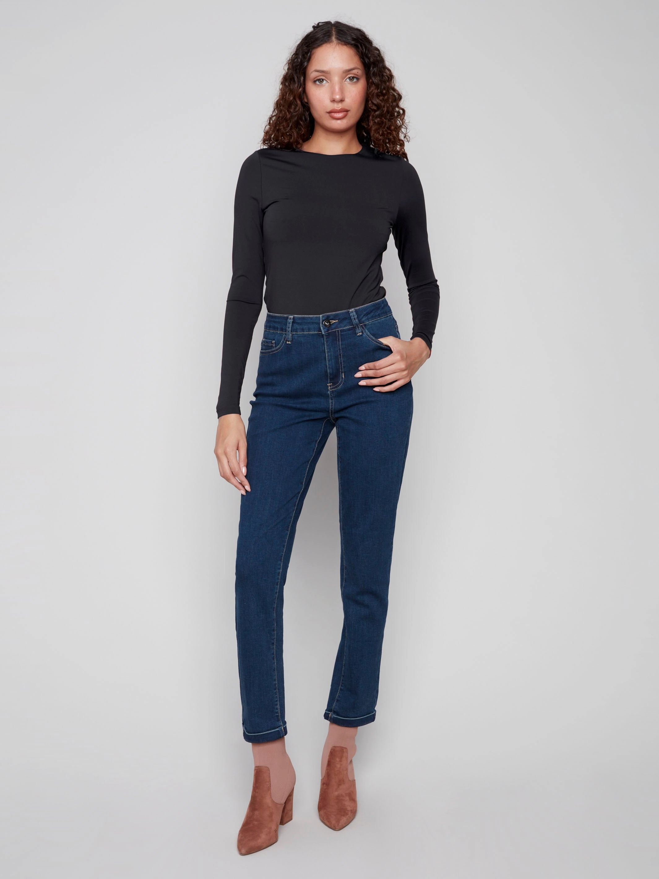Balanced Piece Cuffed Hem Jeans - Dark Blue