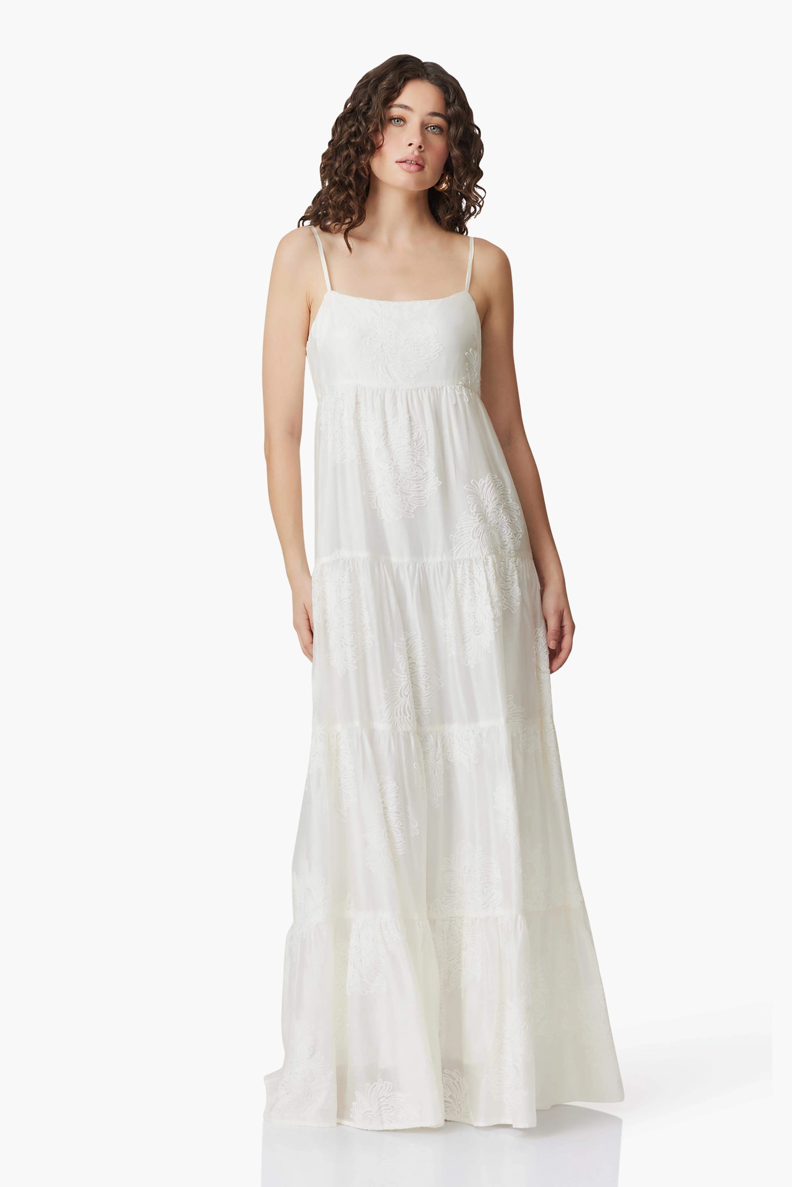 CURAAE Grace Maxi Dress in White Tailored Piece