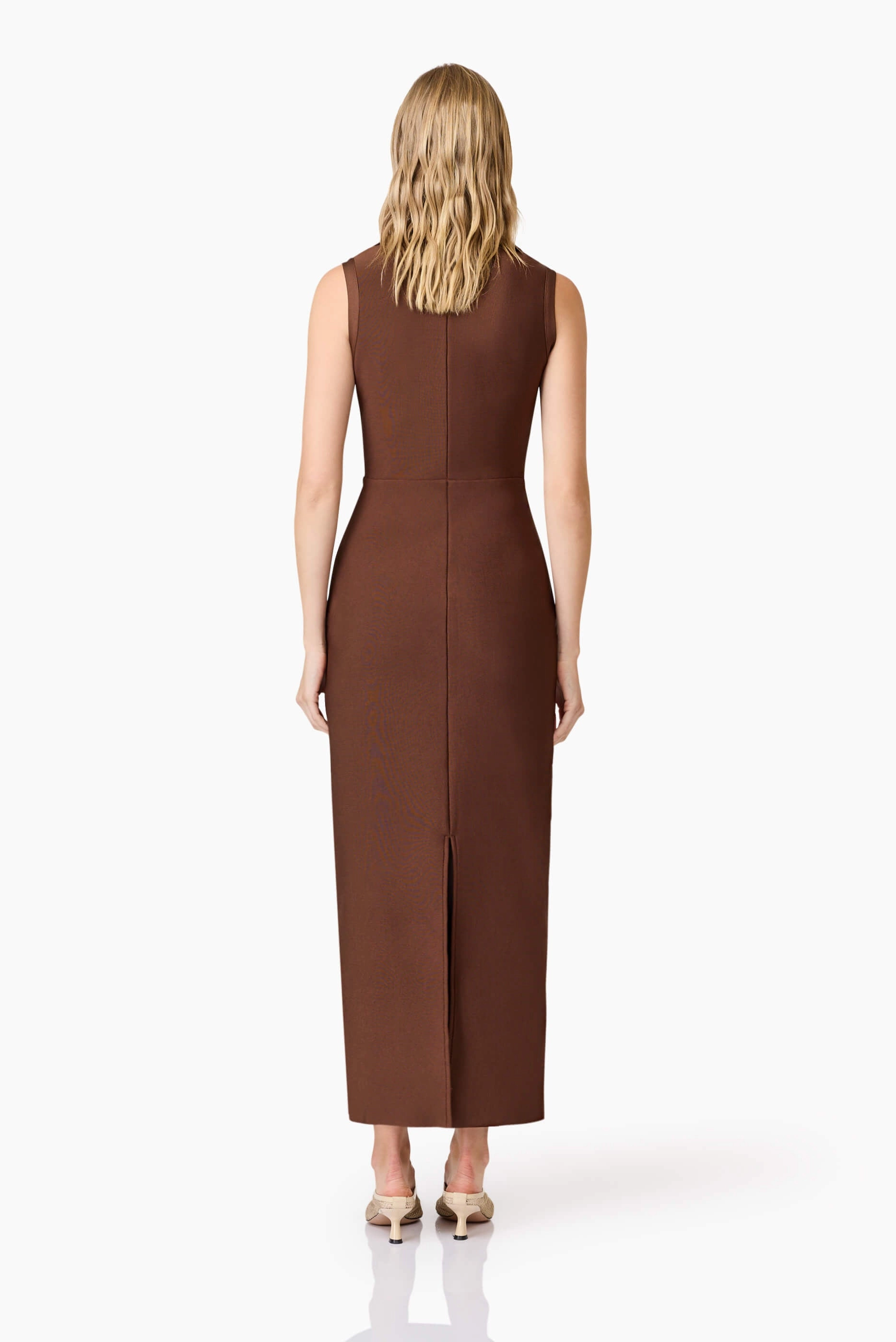 Summer Staple CURAAE Khloe Crepe Knit Midi Dress in Brown
