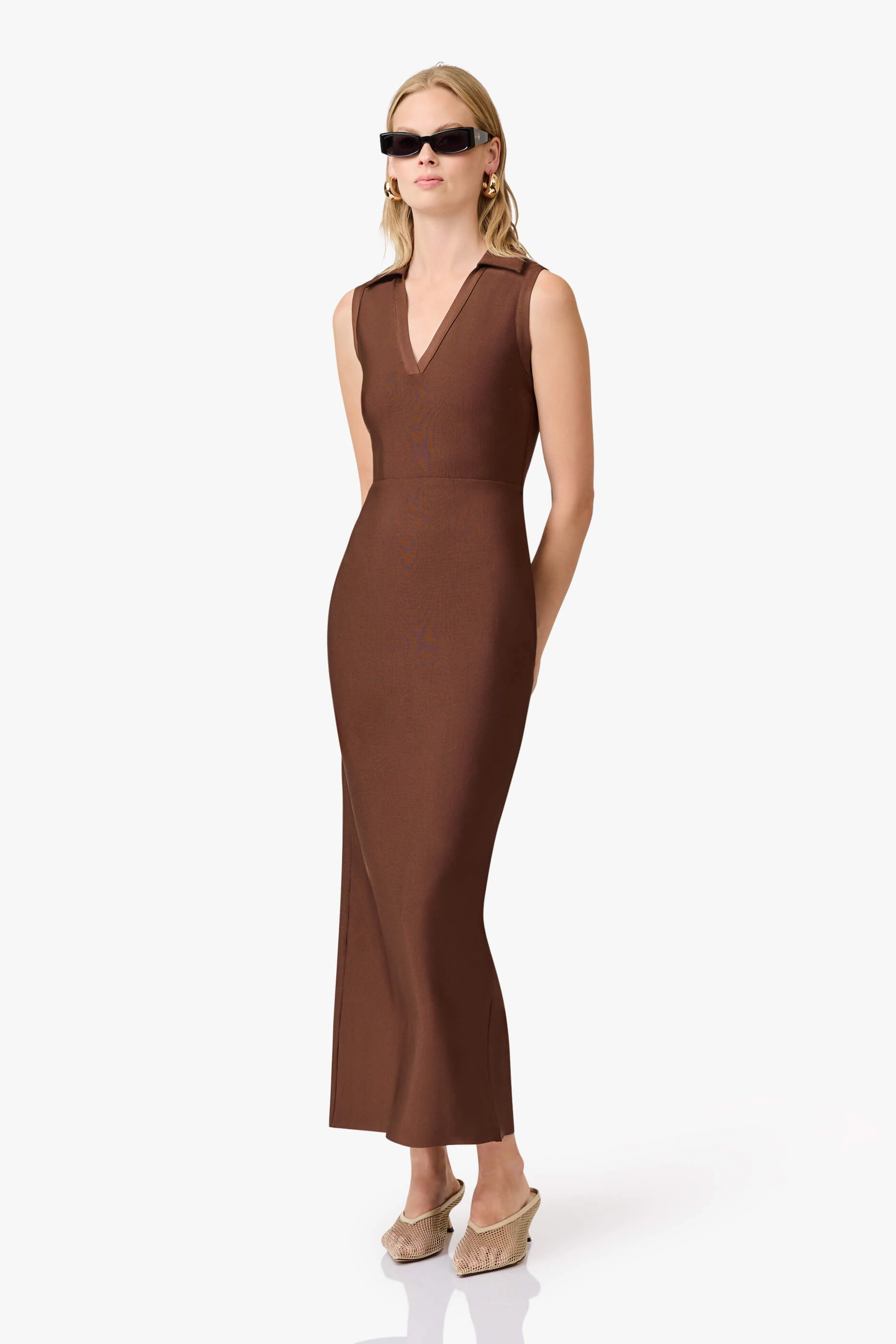 Evening Glow CURAAE Khloe Crepe Knit Midi Dress in Brown