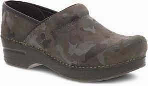 Dansko Professional Clog Join Step Timeless Footwear