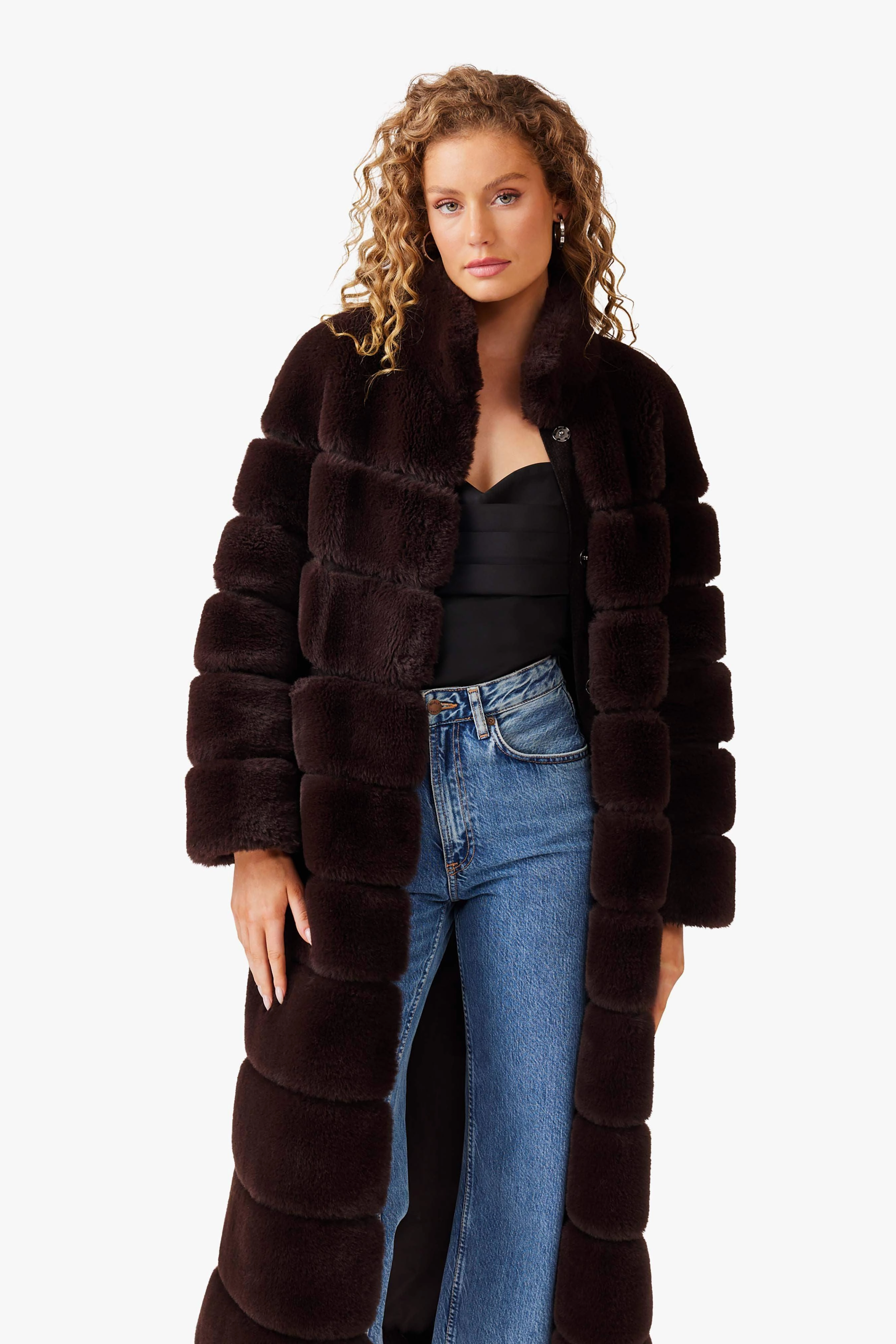 Day Outfit Daphne Coat in Brown