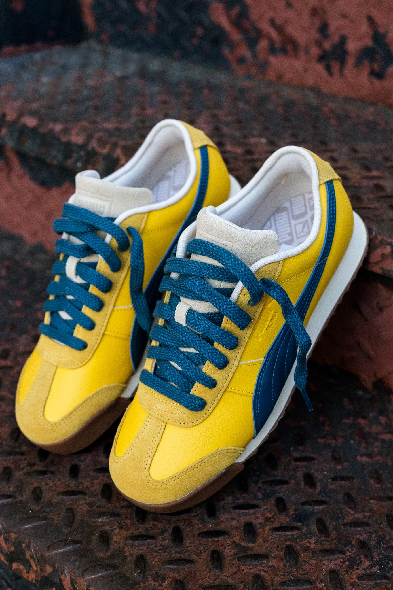 Mens Puma Roma Underdogs (Canary Yellow) Motion Fit