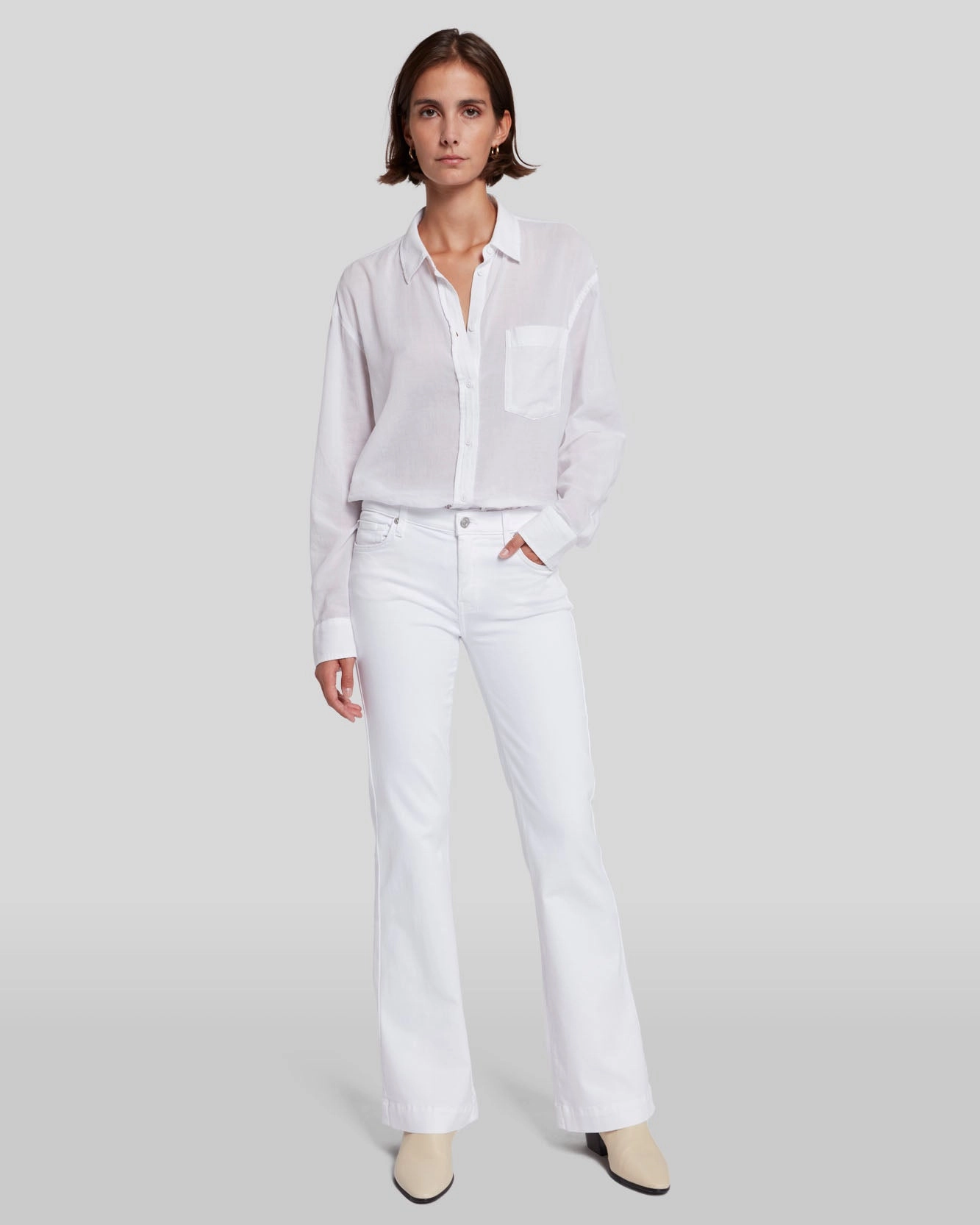 Neutral design DOJO TAILORLESS FLARE IN LUXE WHITE