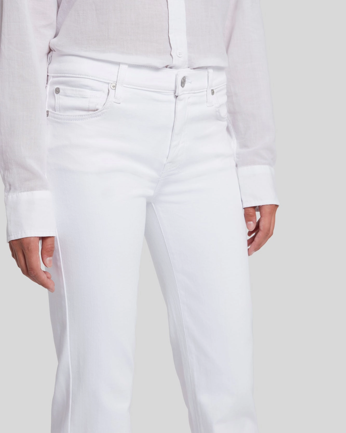 DOJO TAILORLESS FLARE IN LUXE WHITE Chill Outfit Spring Mood
