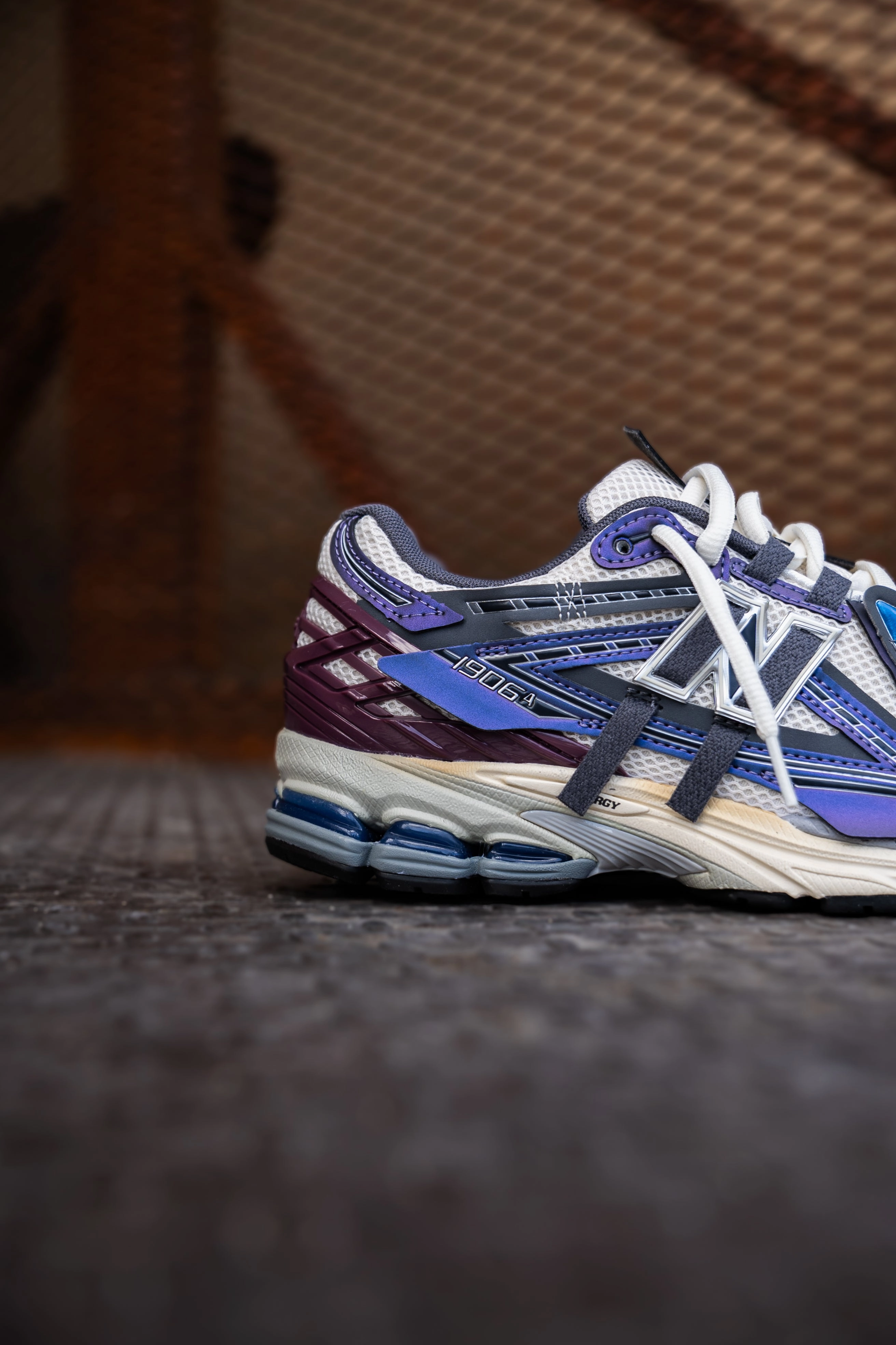 Vibration Dampening System Torsion Plate Mens New Balance 1906A (Inkwell) - U1906ANB