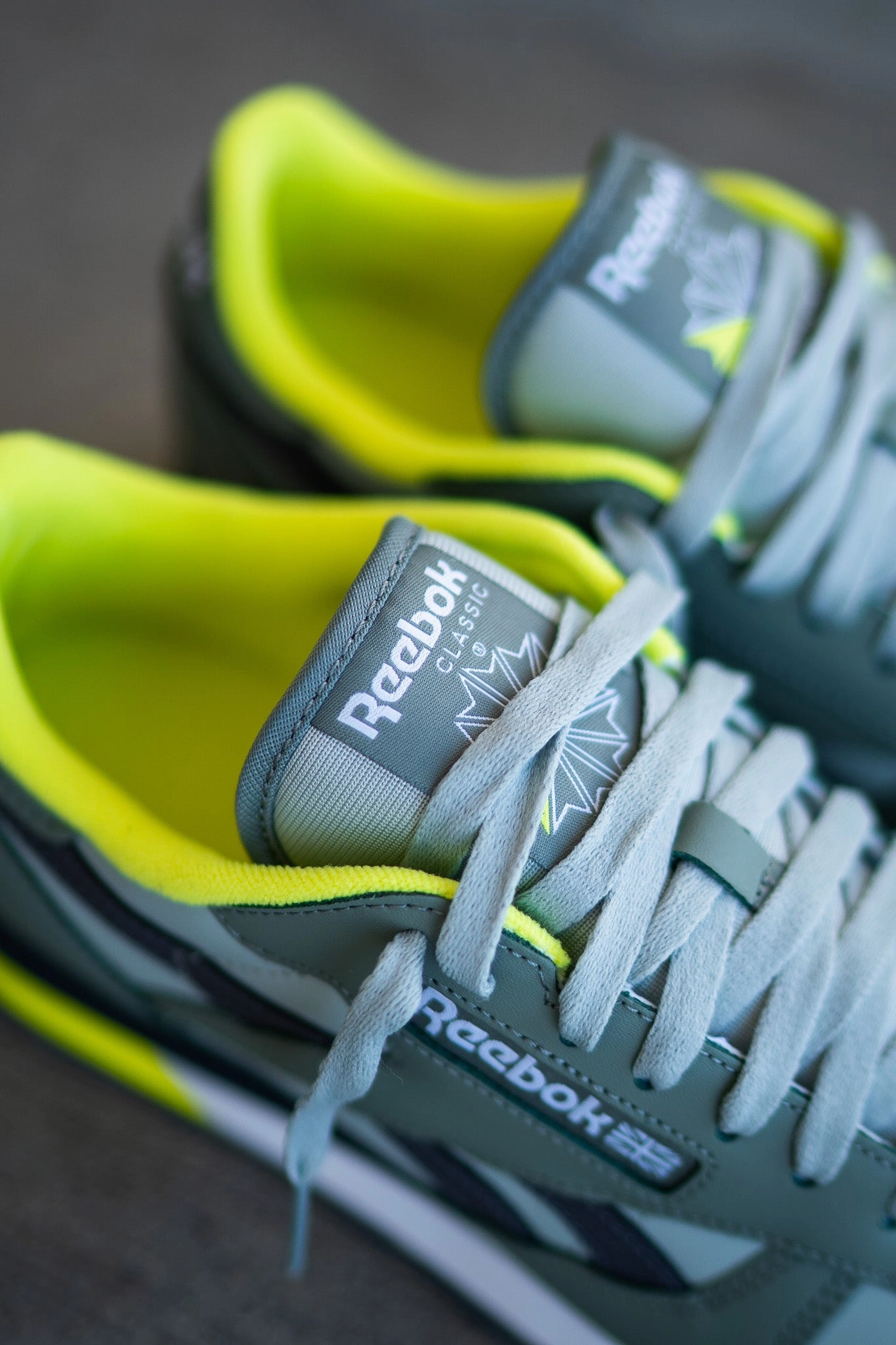 Recovery Walk Men's Reebok Classic Leather (Harmony Green/Sea Spray)