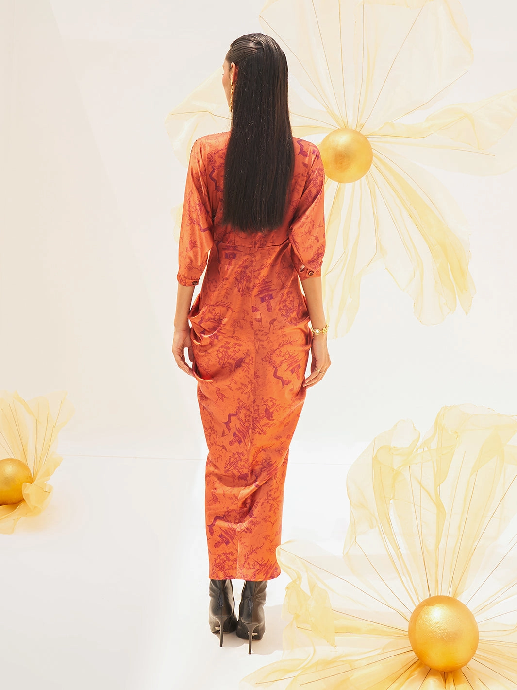 Sleek Design Chill Detail Sakura Gown