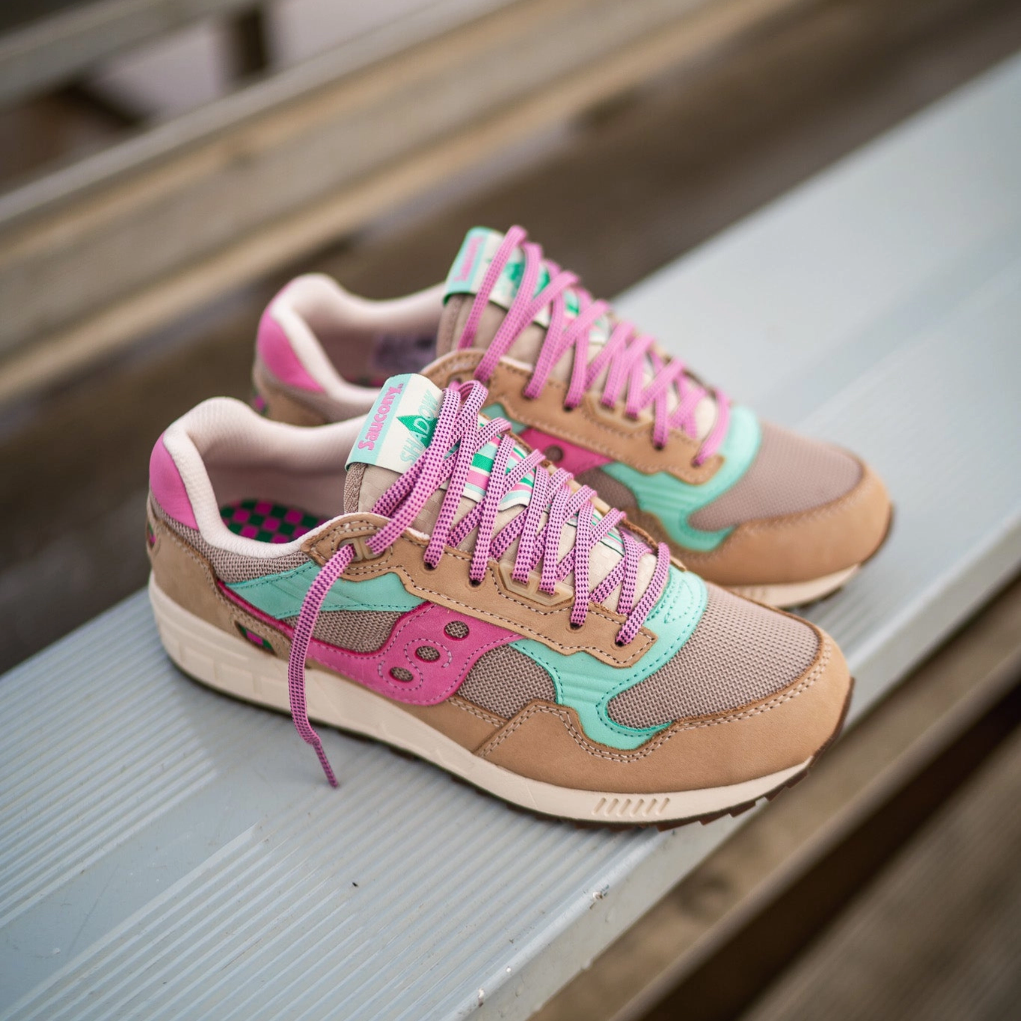 Saucony Shadow 5000 Earth Citizen (Gray/Pink) Comfortable Lace